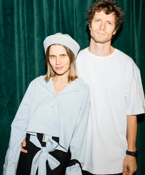 Дарья Мельникова и Роман Набатов. Фото: Инстаграм (запрещён в РФ) @melnikovadash