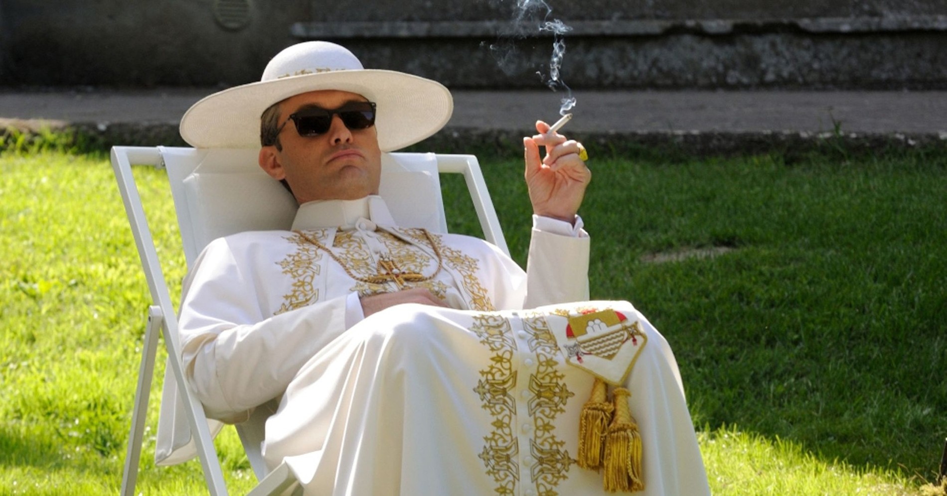 Кадр из сериала «Молодой папа»