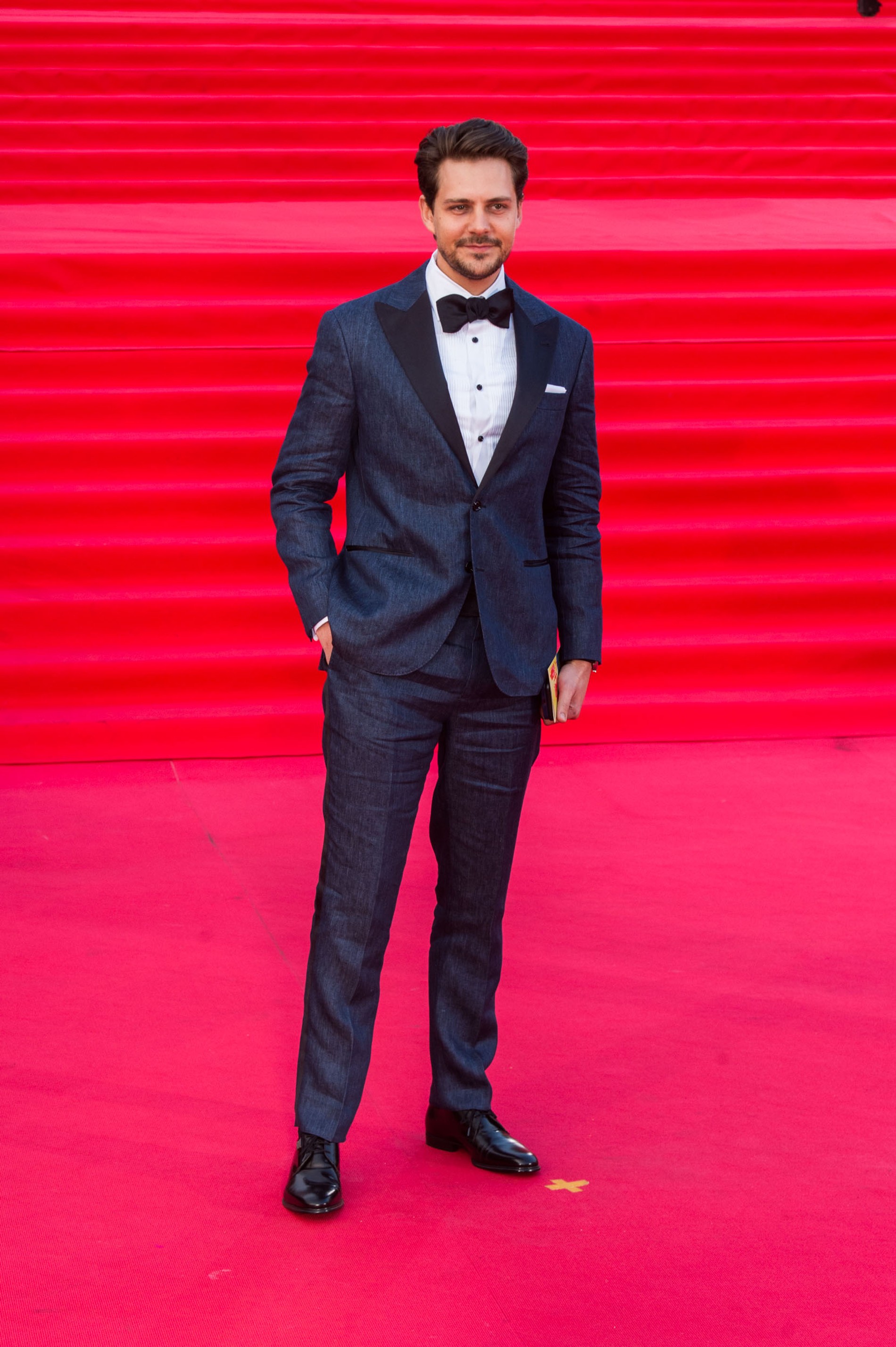 Милош Бикович