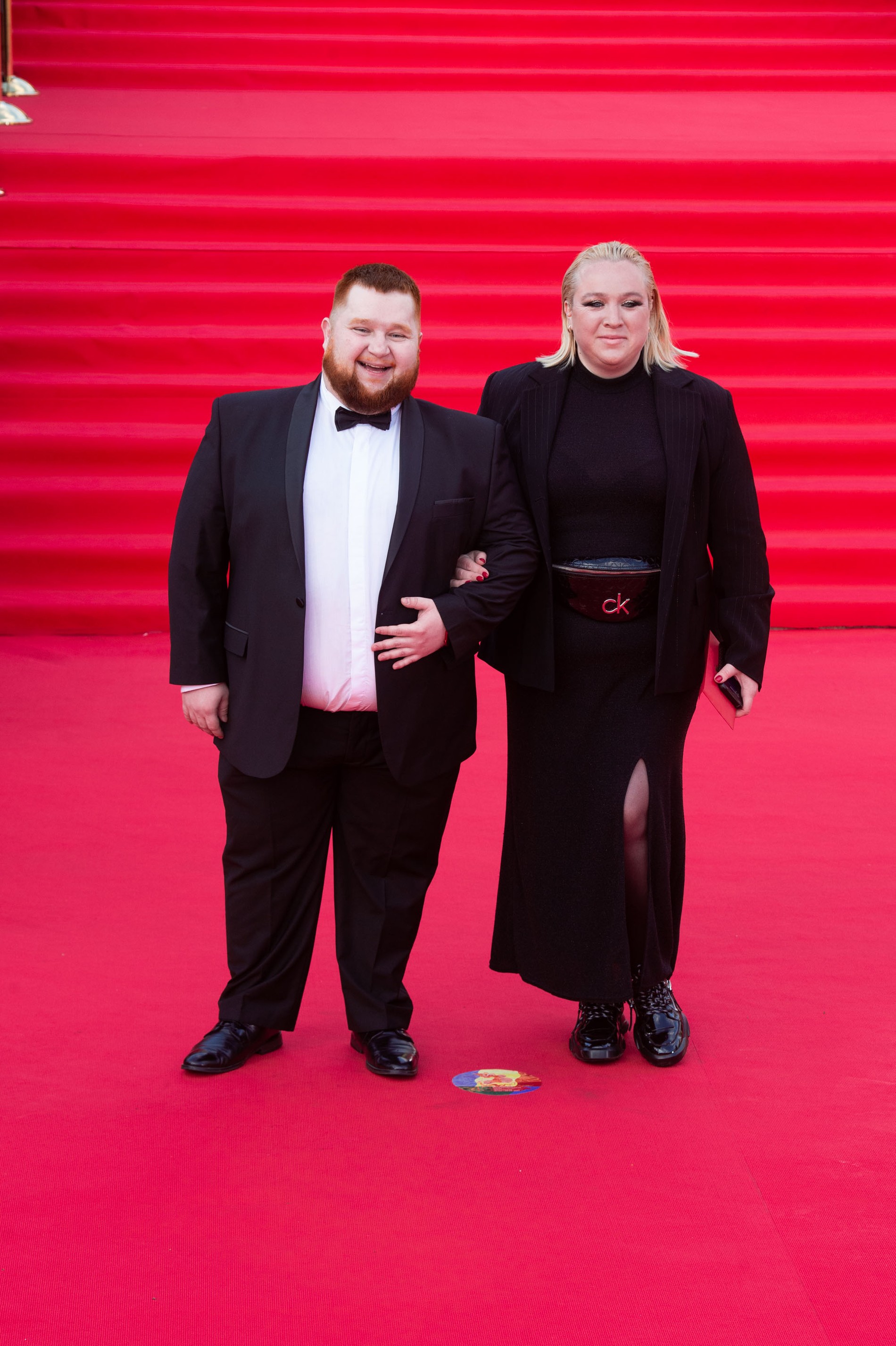 Дмитрий Красилов со спутницей