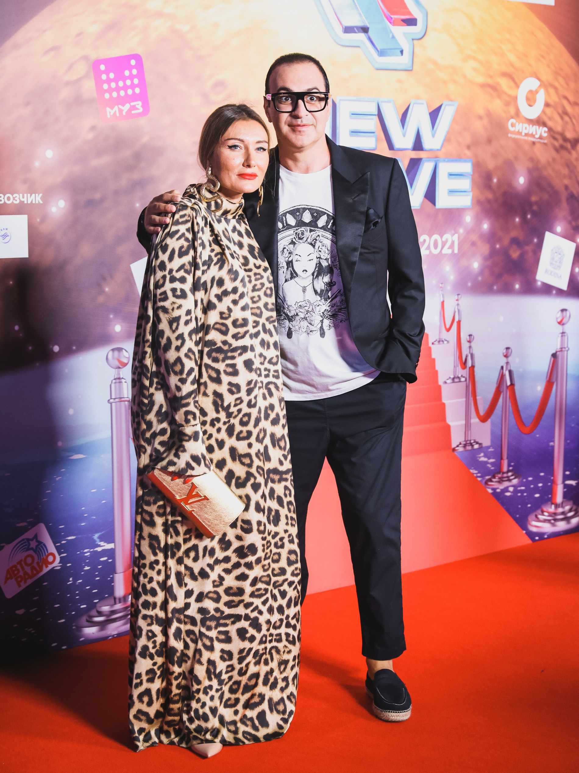 Гарик Мартиросян с супругой