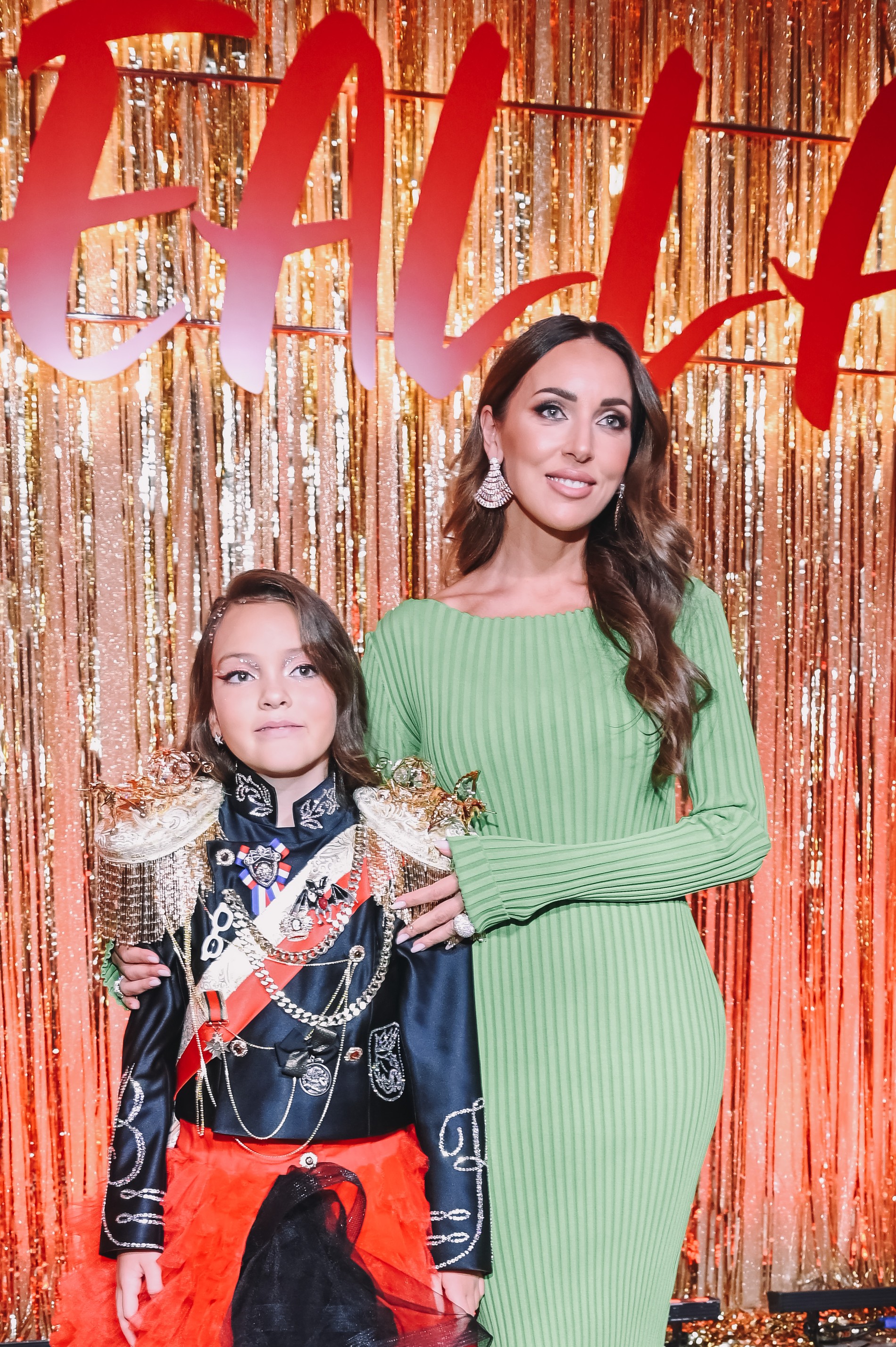 Алла-Виктория и Алсу