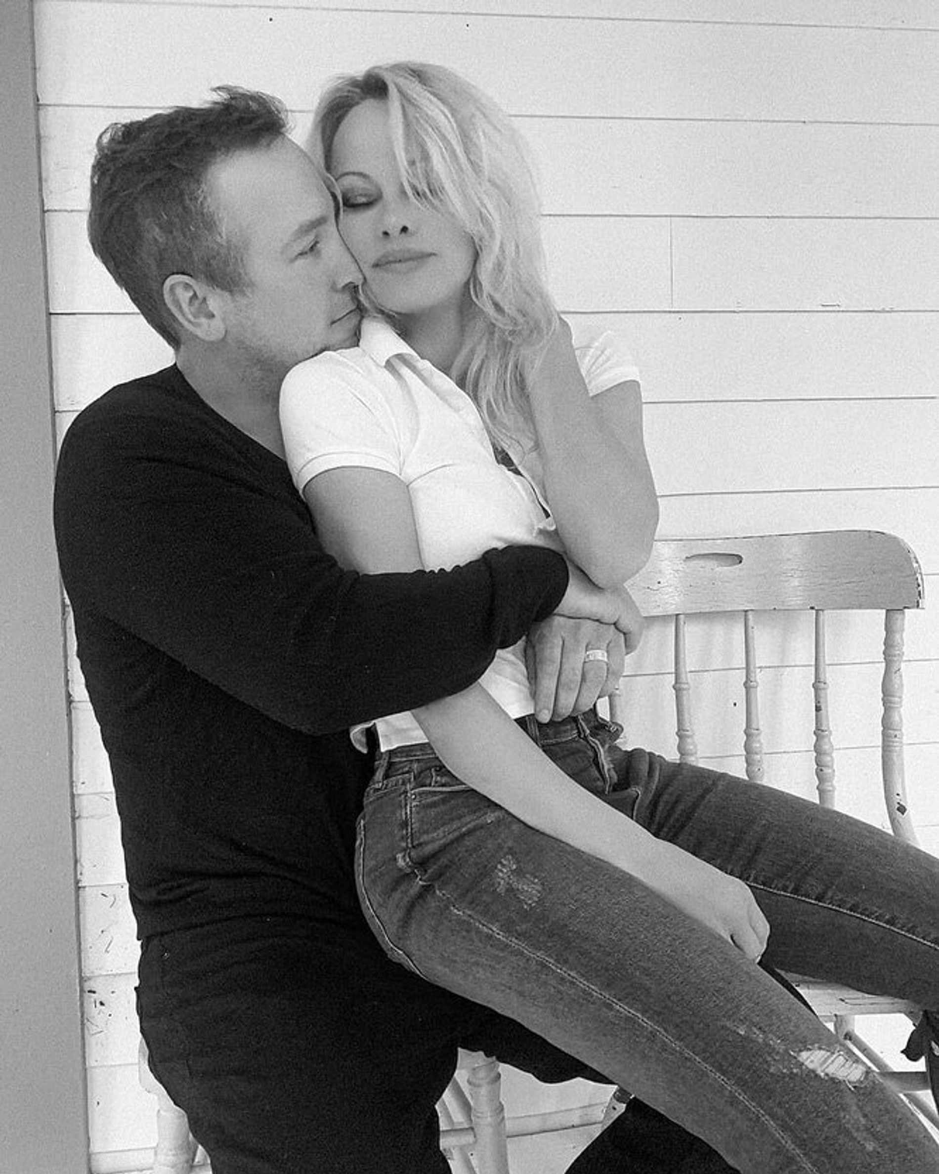 Фото: @pamelaanderson