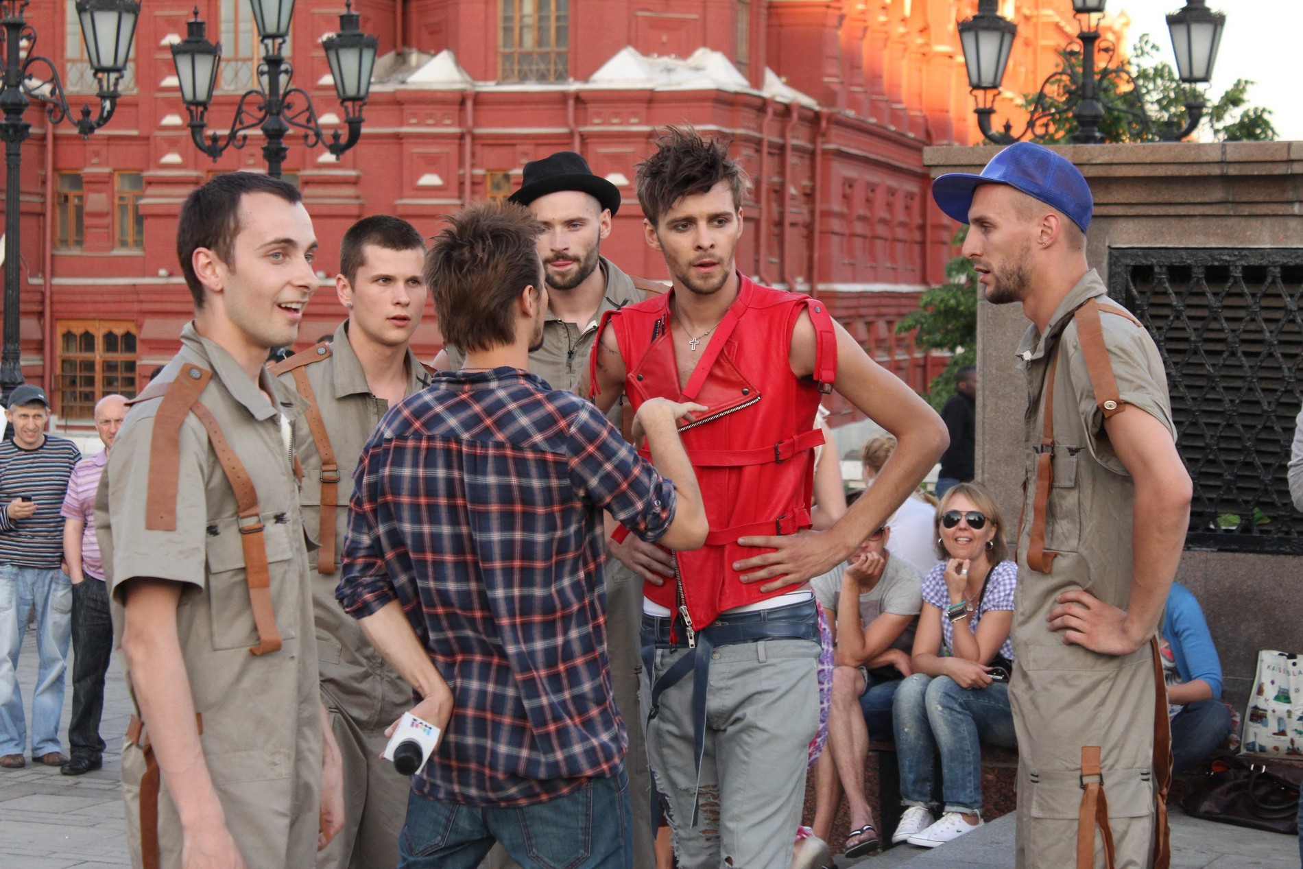 Макс Барских на съемках клипа «Глаза-убийцы» в Москве, 2011