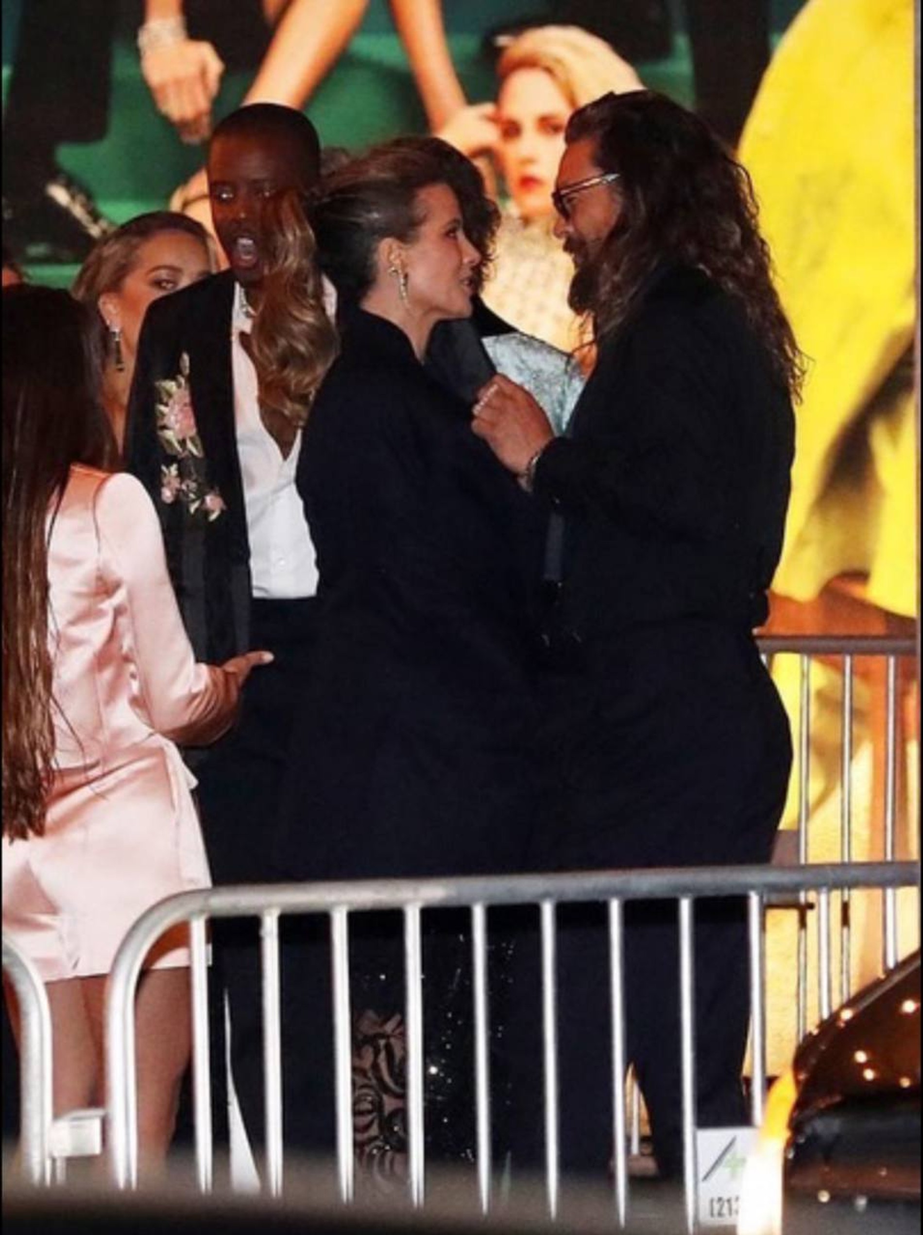 Кейт и Джейсон на афтепати после «Оскара»
Фото: BackGrid