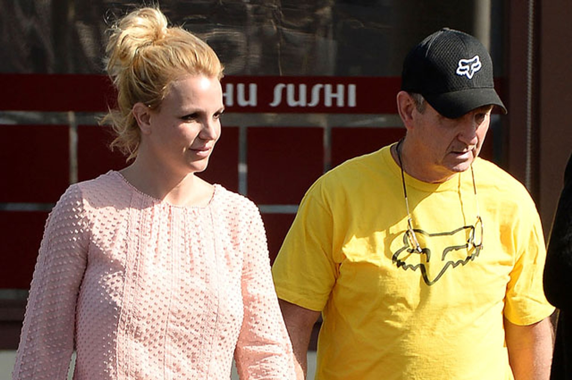 Бритни с отцом
Фото: BackGrid