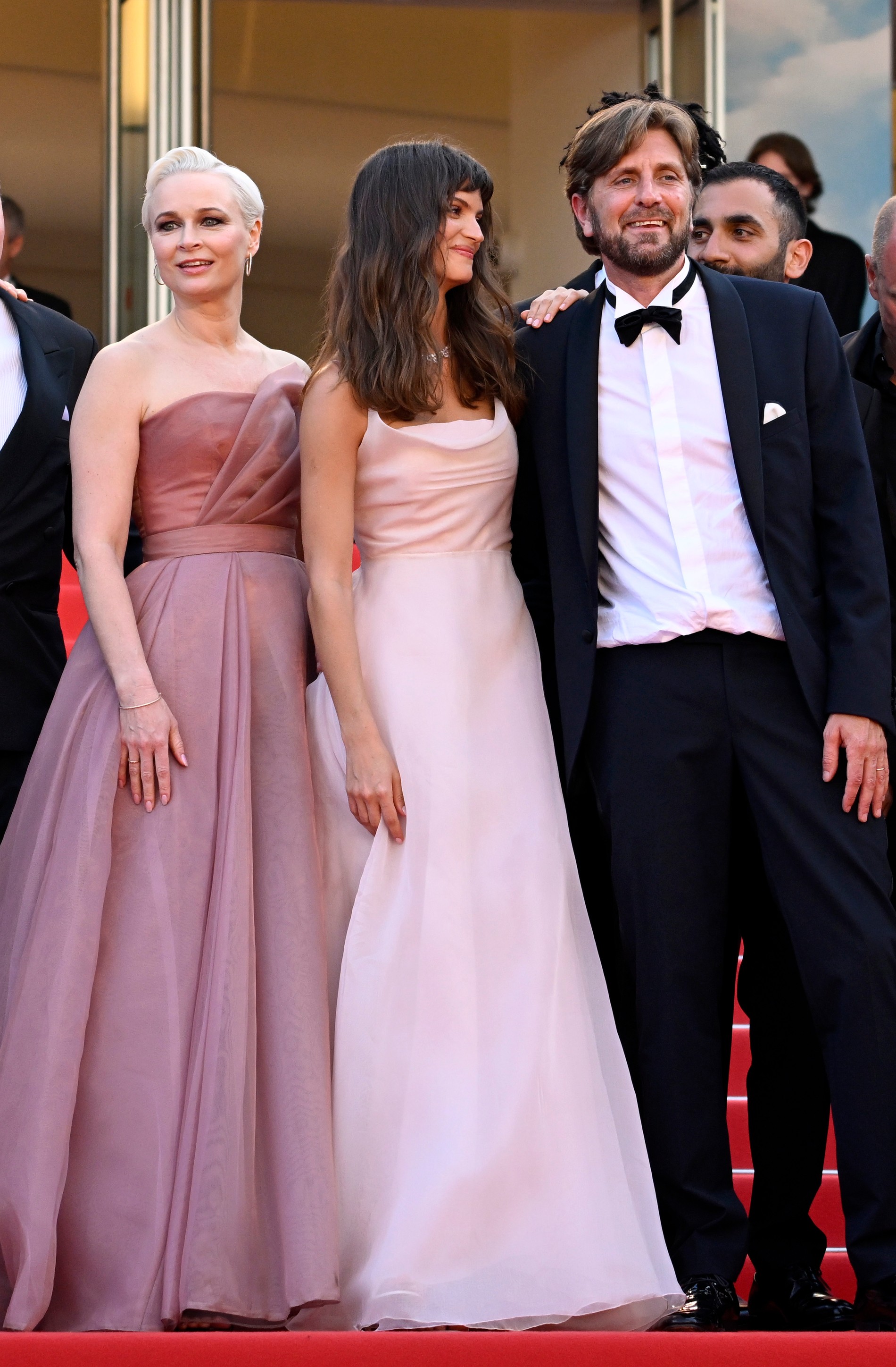 Вики Берлин, Чарлби Дин Крик и Рубен Остлунд
Фото: Getty Images