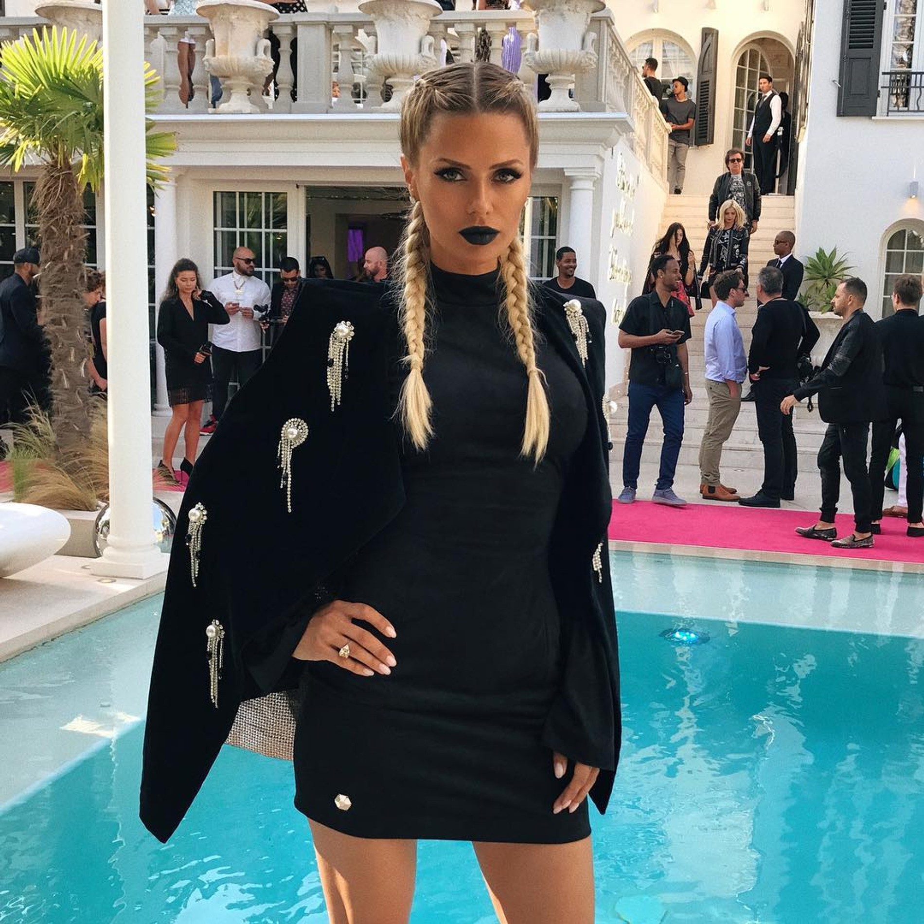 Виктория Боня