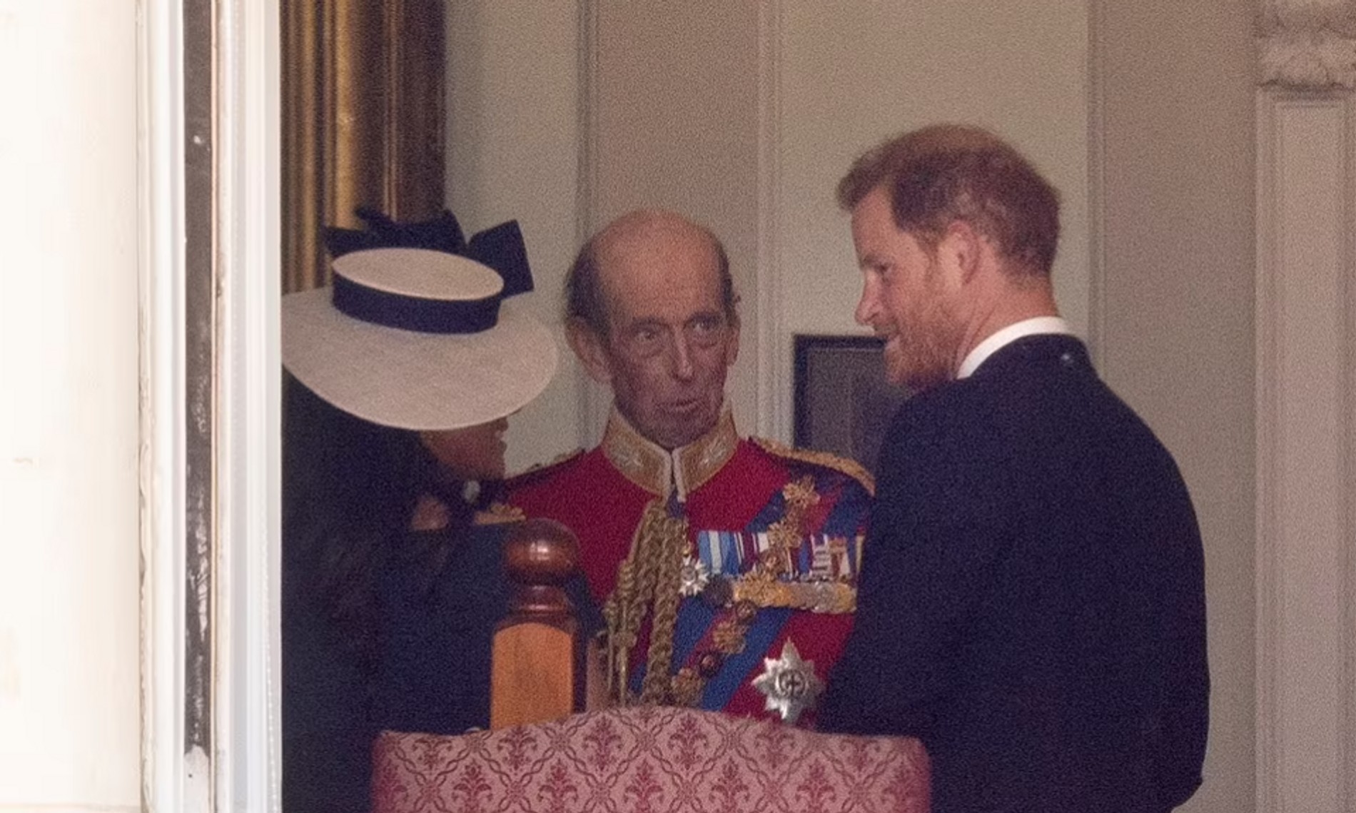 Меган Маркл, принц Гарри и герцог Кентский (двоюродный брат королевы)