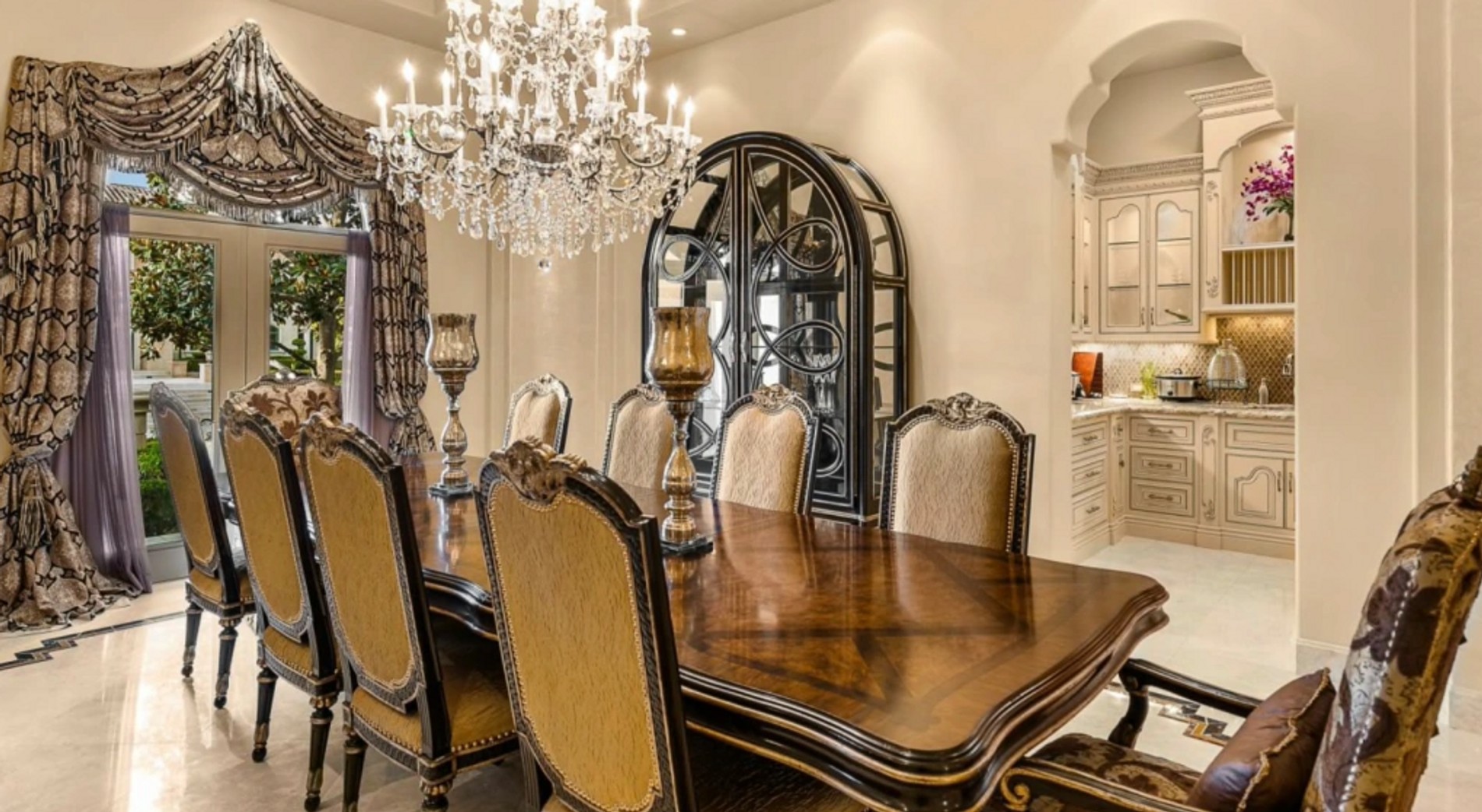 Фото: dirt.com / MLS