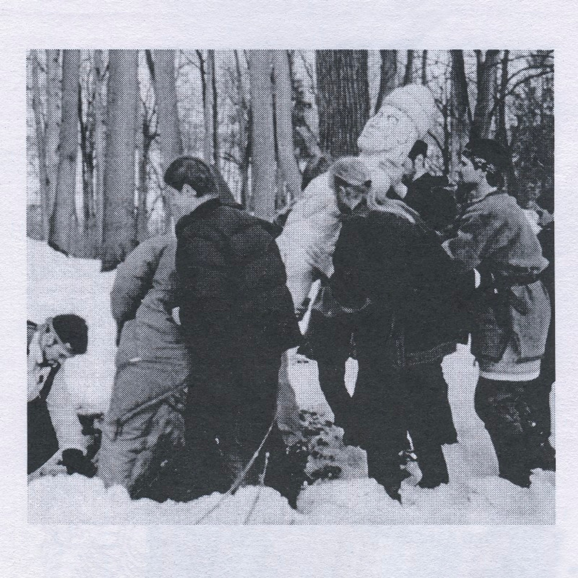 Возведение идолов Лады и Велеса рядом с Даждьбогом, 1999 год. Источник: vladimirdar.livejournal.com