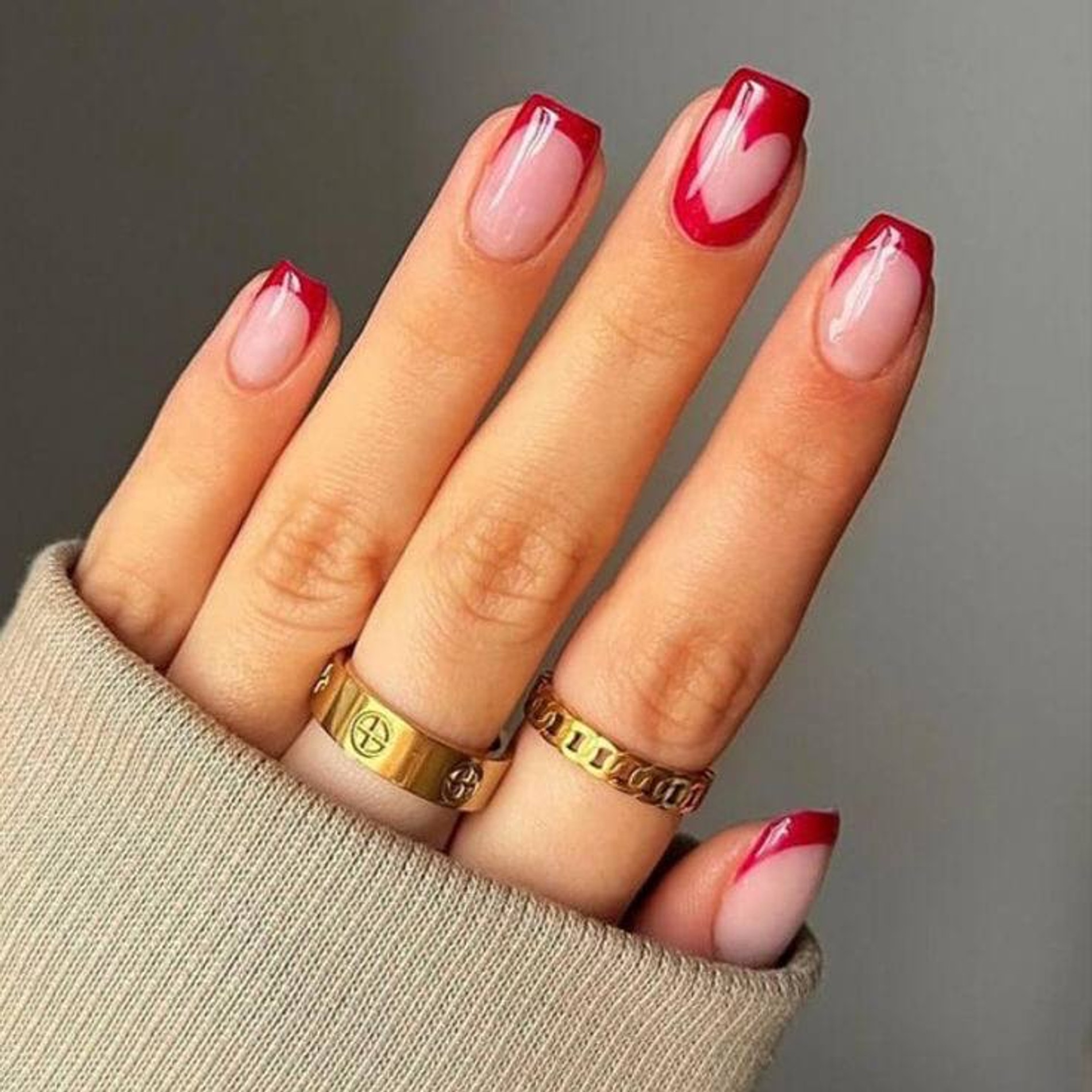 Фото: соцсети Дины Саевой