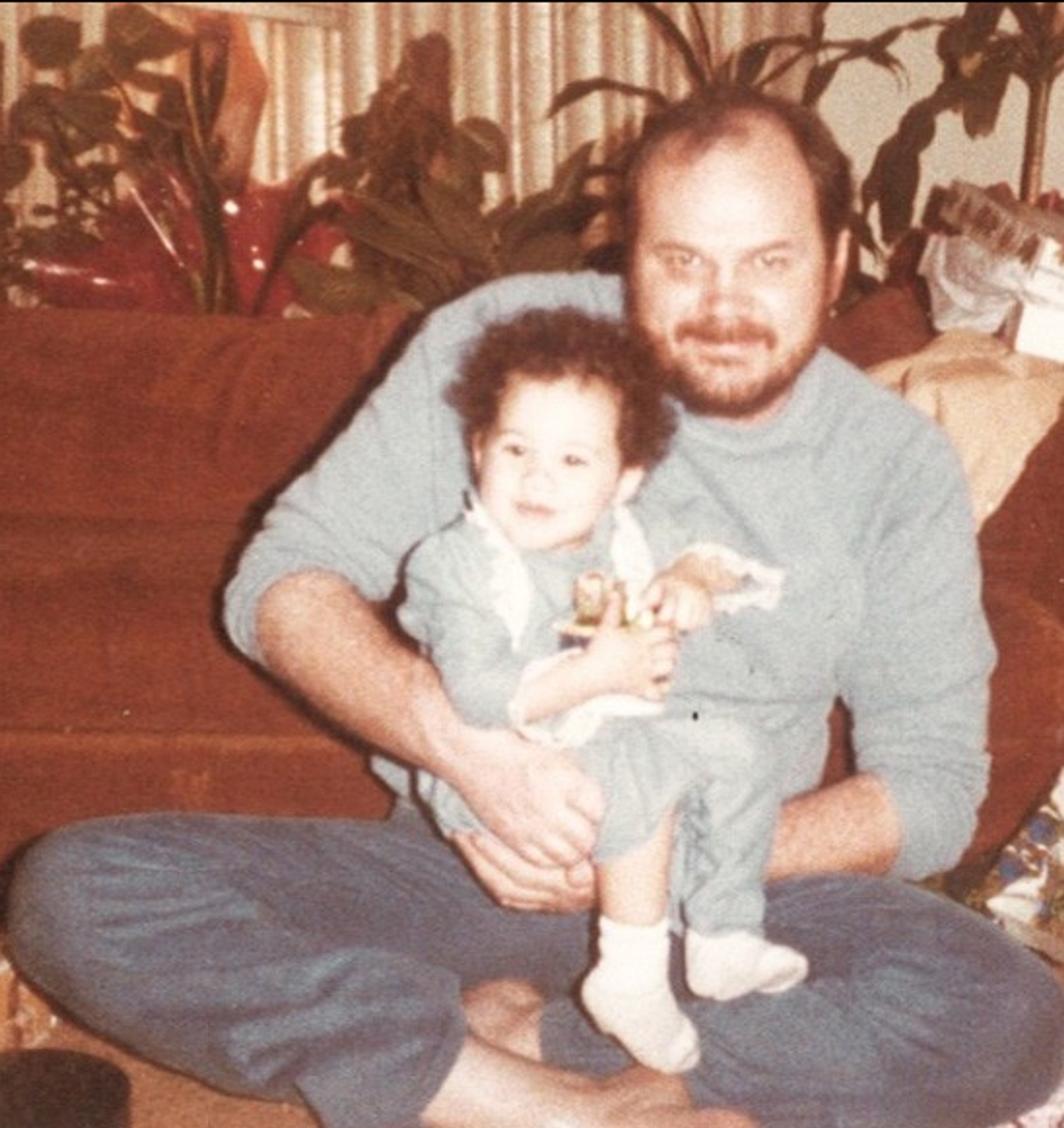 Меган Маркл с отцом в детстве
Фото: Daily Mail