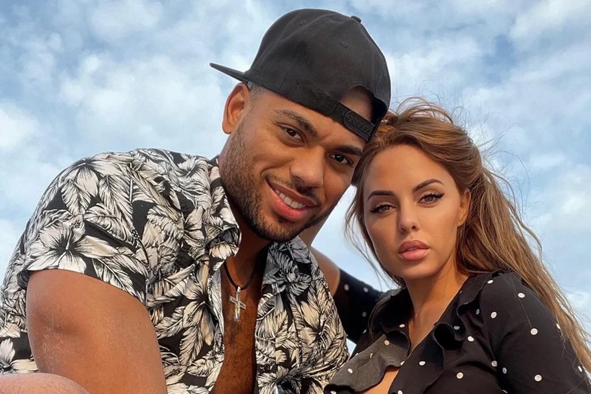 Мондезир Свет-Амур и Юлия Ефременкова
Фото: Инстаграм* Юлии Ефременковой