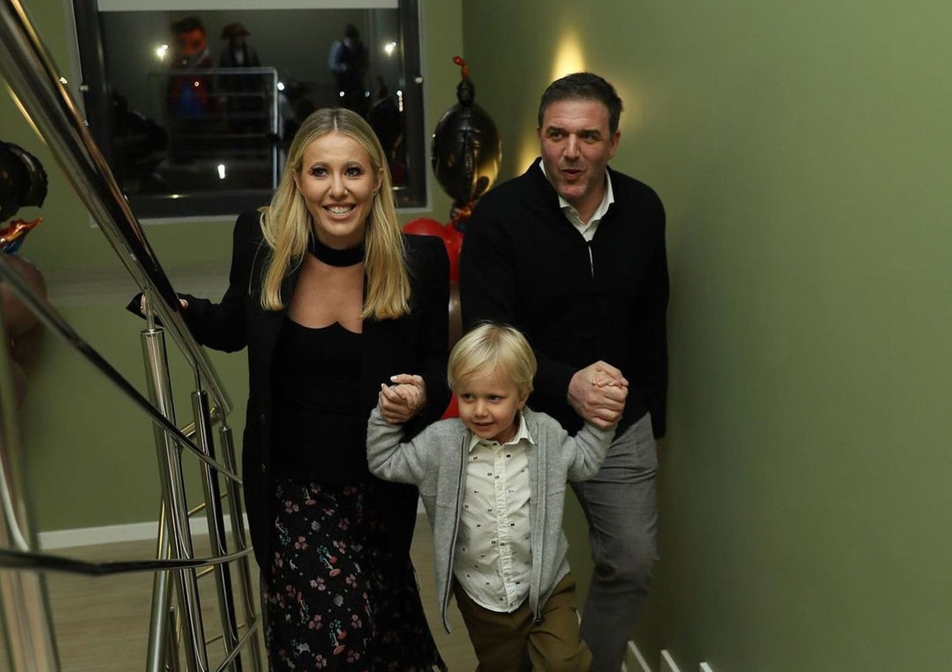 Ксения Собчак, Максим Виторган и Платон
Скриншот: YouTube