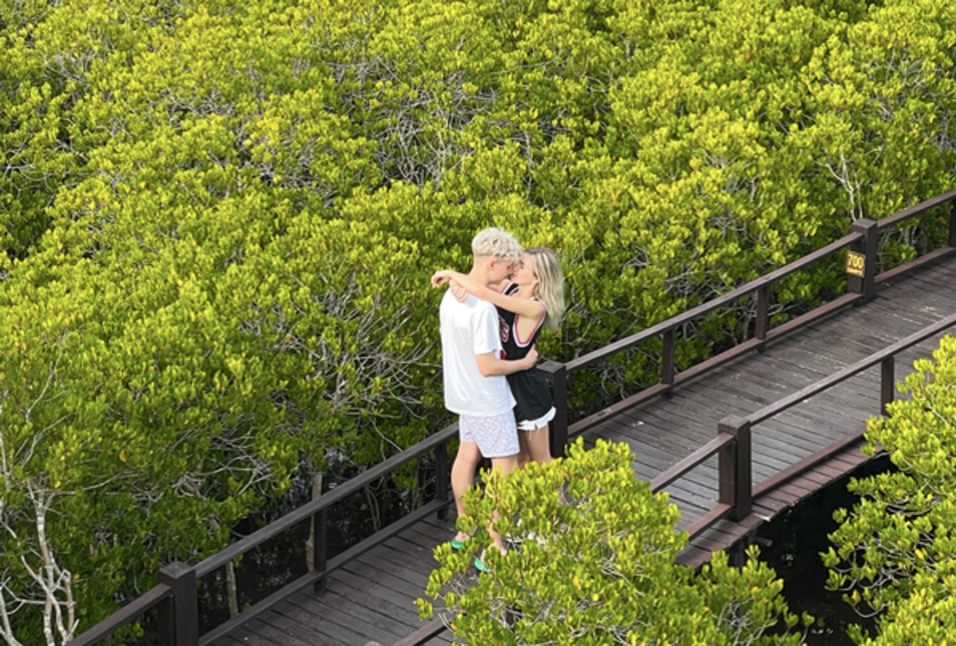 Ваня Дмитриенко со своей девушкой Сашей в Таиланде после примирения. Фото: Инстаграм (запрещен в РФ) героя материала