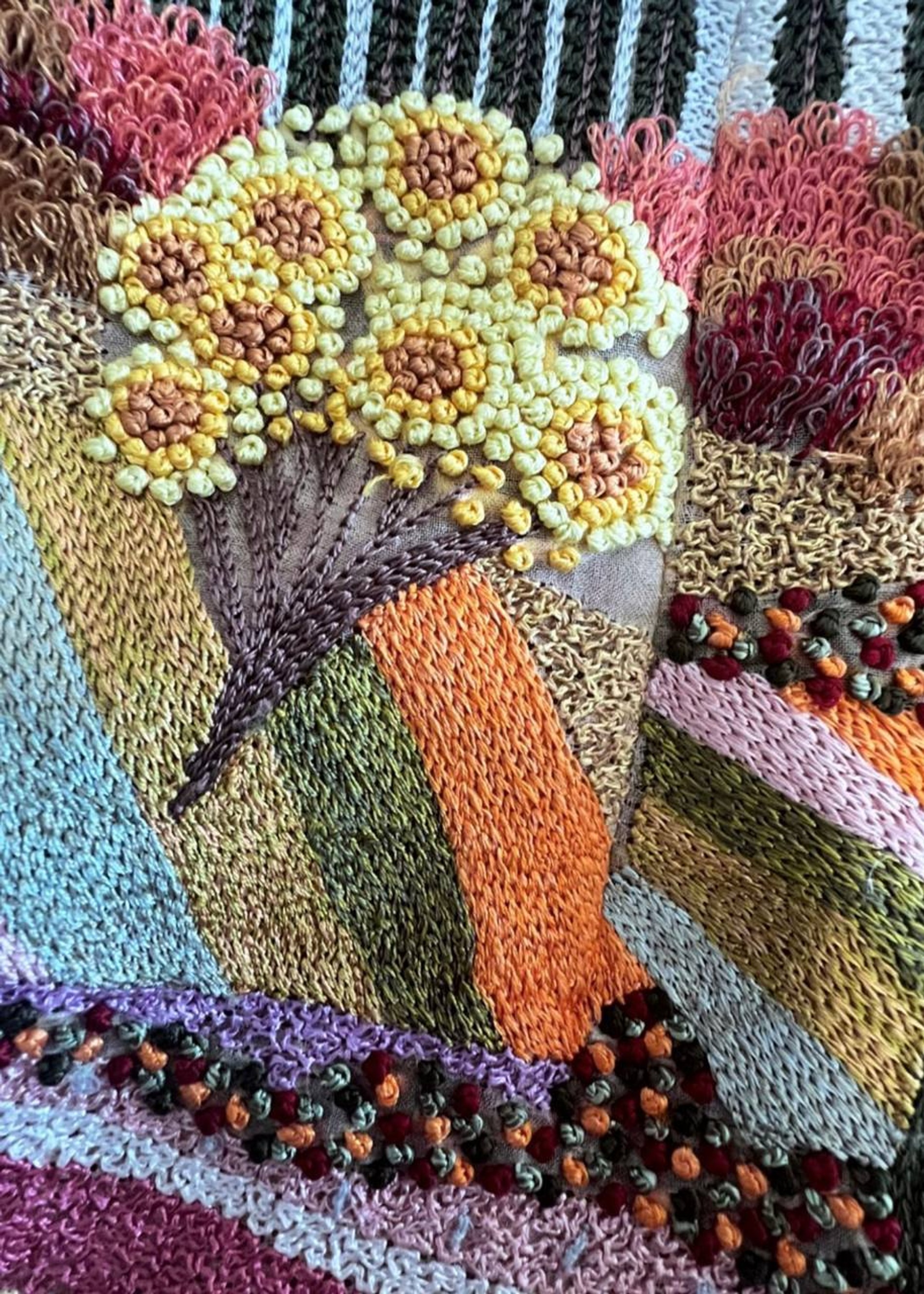 Детали ручной работы на платье Джиджи
Фото: Инстаграм*