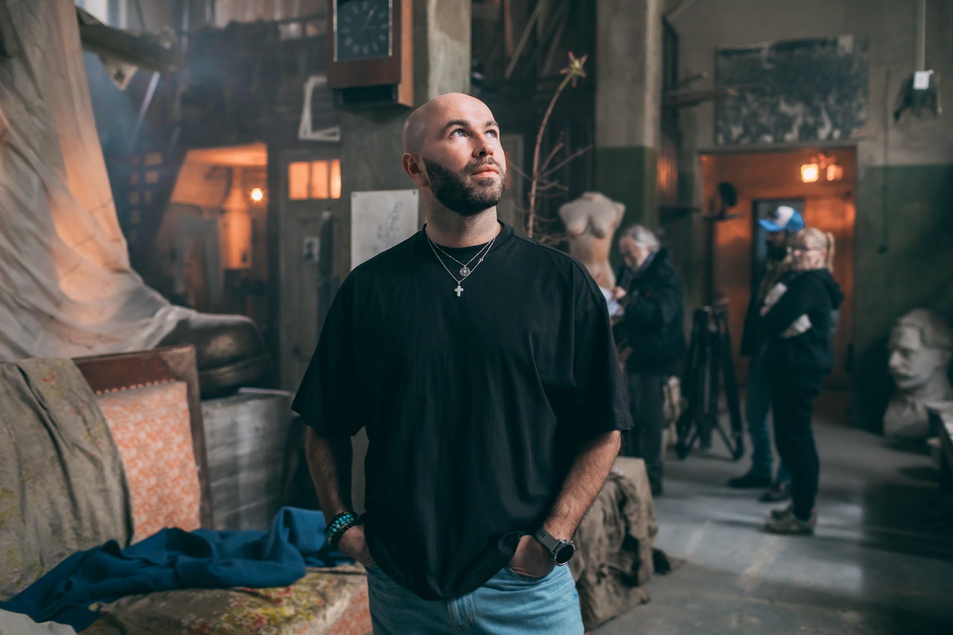 Стас Круглицкий на съемочной площадке фильма «Пять процентов». Фото: пресс-служба