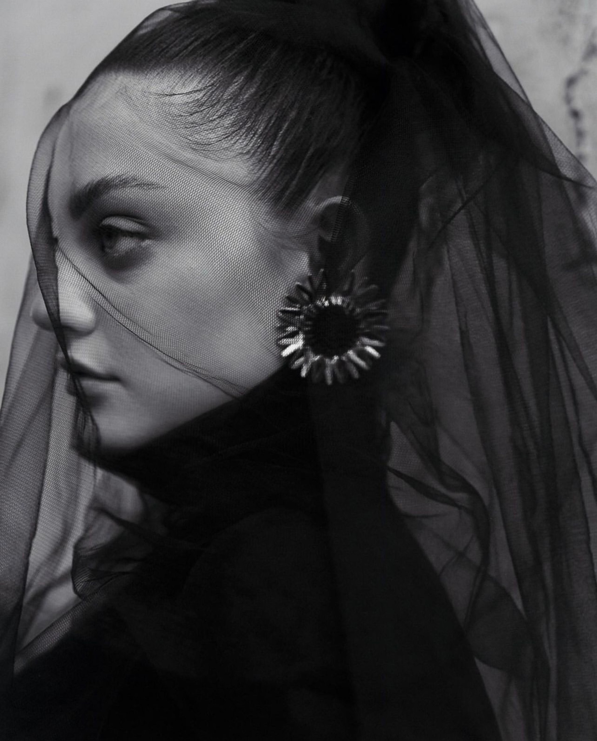 Новая фотосессия Дилары
Фото: Инстаграм** @influesii
Фотограф: @sashatsyganok_