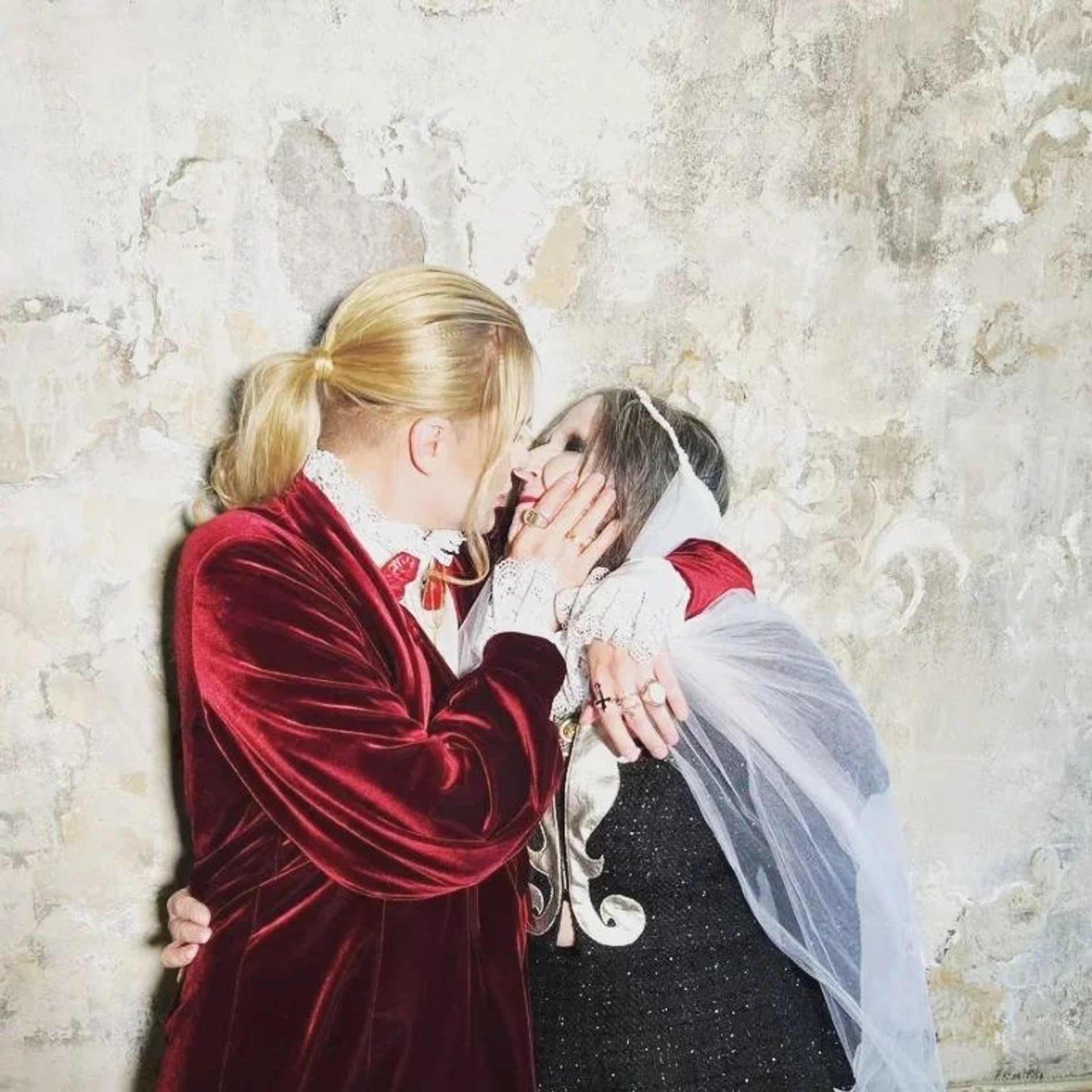 Гоген Солнцев с невестой
Фото: Инстаграм (запрещен в РФ)