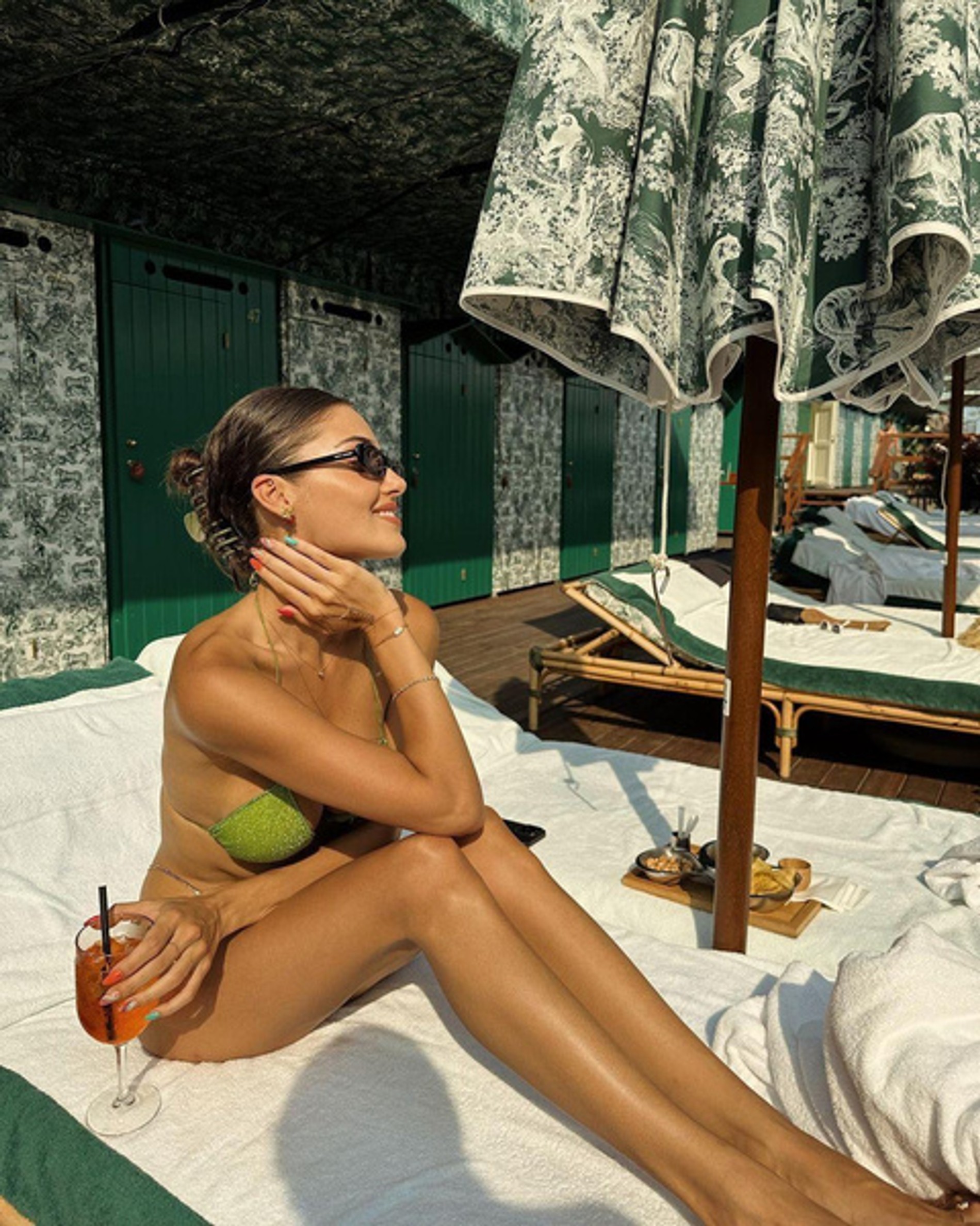 Ханде Эрчел
Фото: Инстаграм (запрещен в РФ) Ханде Эрчел