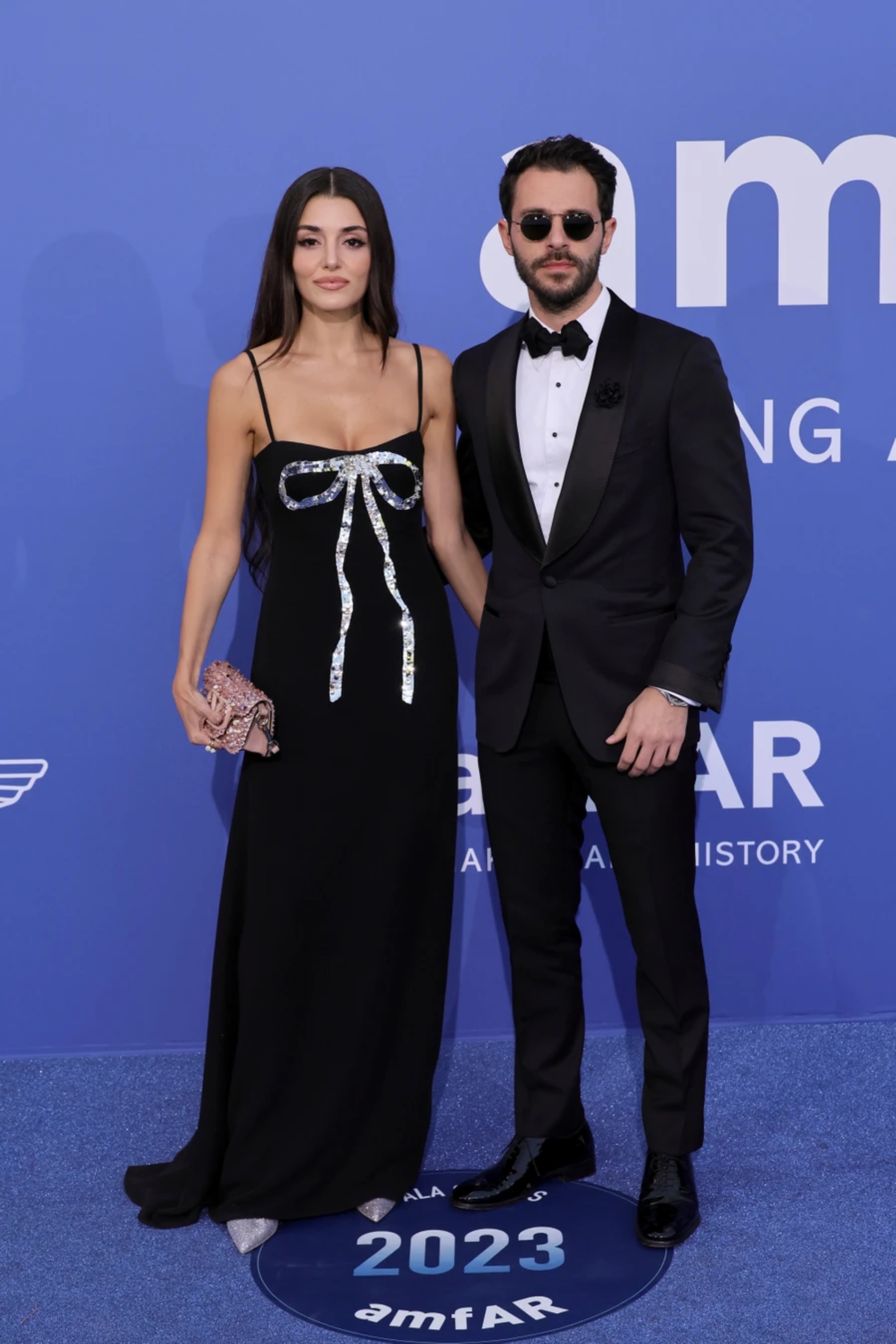 Ханде Эрчел и Хакан Сабанджи в Каннах
Фото: Getty Images