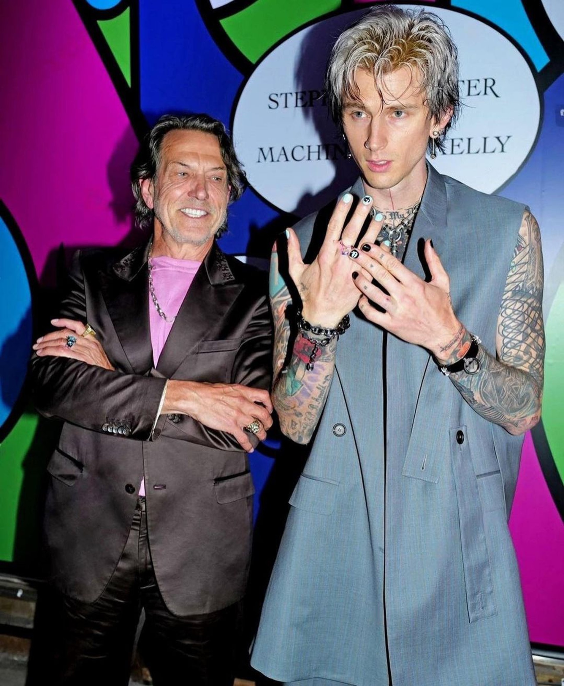 Machine Gun Kelly Фото: Инстаграм* @nailsbymh