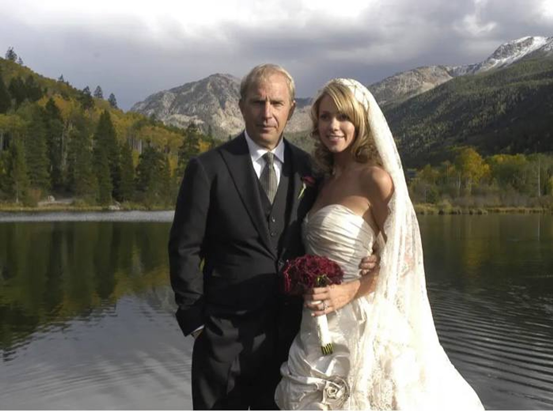 Кевин и Кристин в день свадьбы, 2004 год. Фото: Page Six