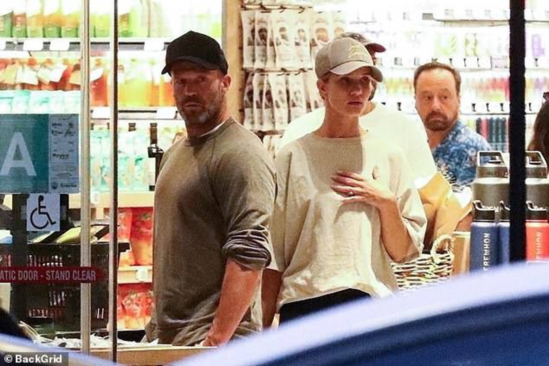 Роузи Хантингтон-Уайтли и Джейсон Стэйтем. Фото: Backgrid