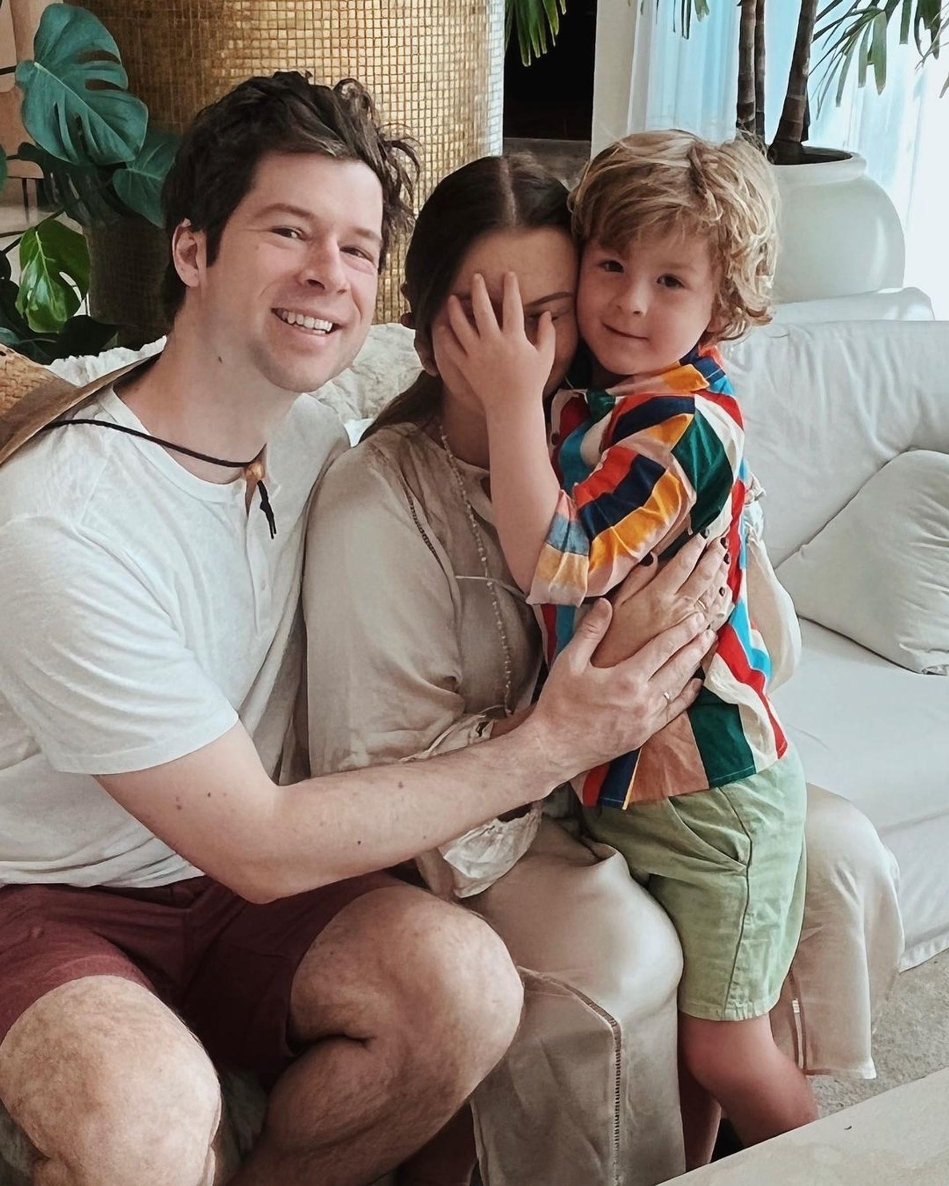 Петр, Анастасия и их старший сын. Фото: Инстаграм* @anastasia_strizhenova