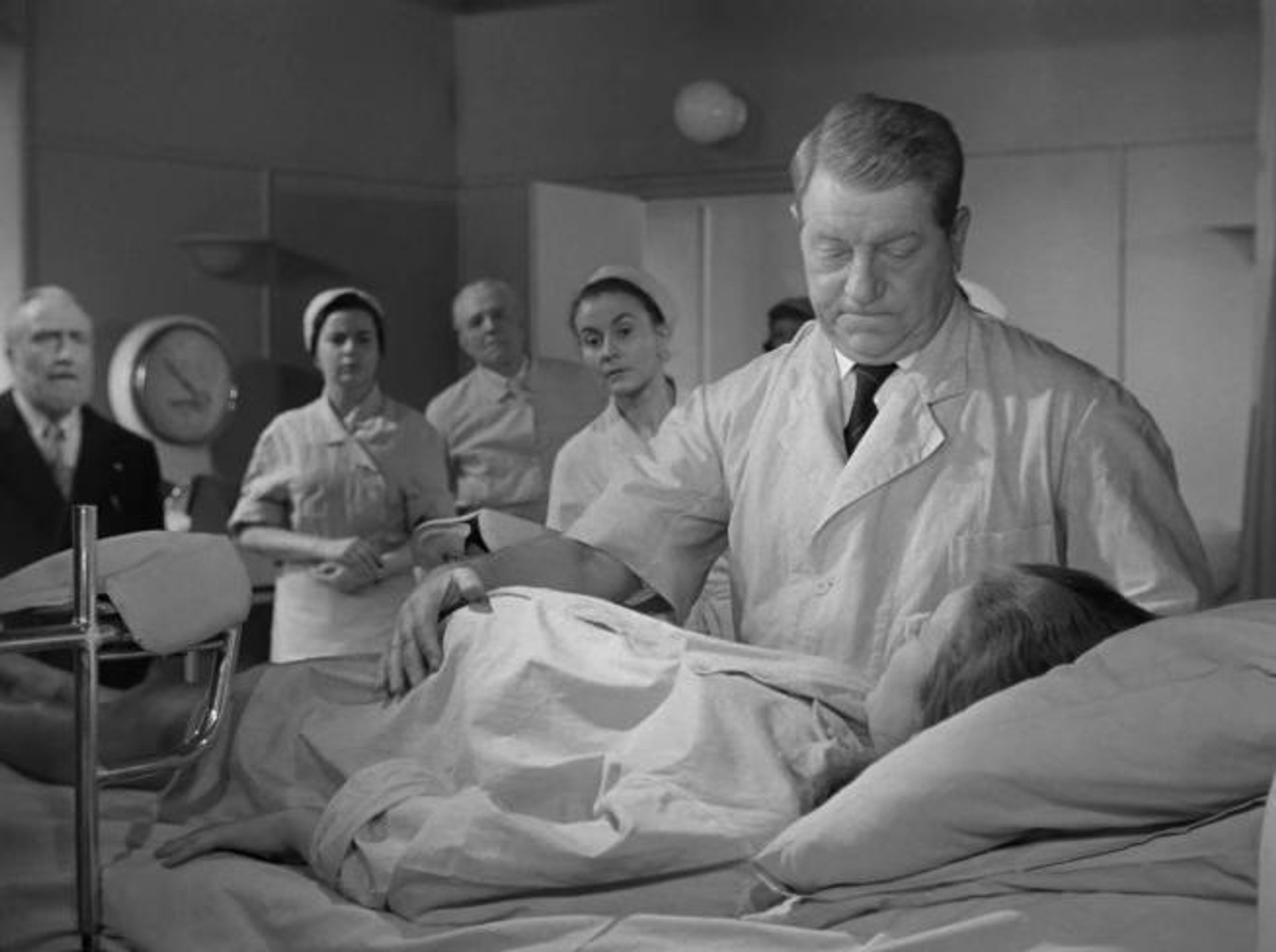 Кадр из фильма «Дело доктора Лорана». Источник: соцсети