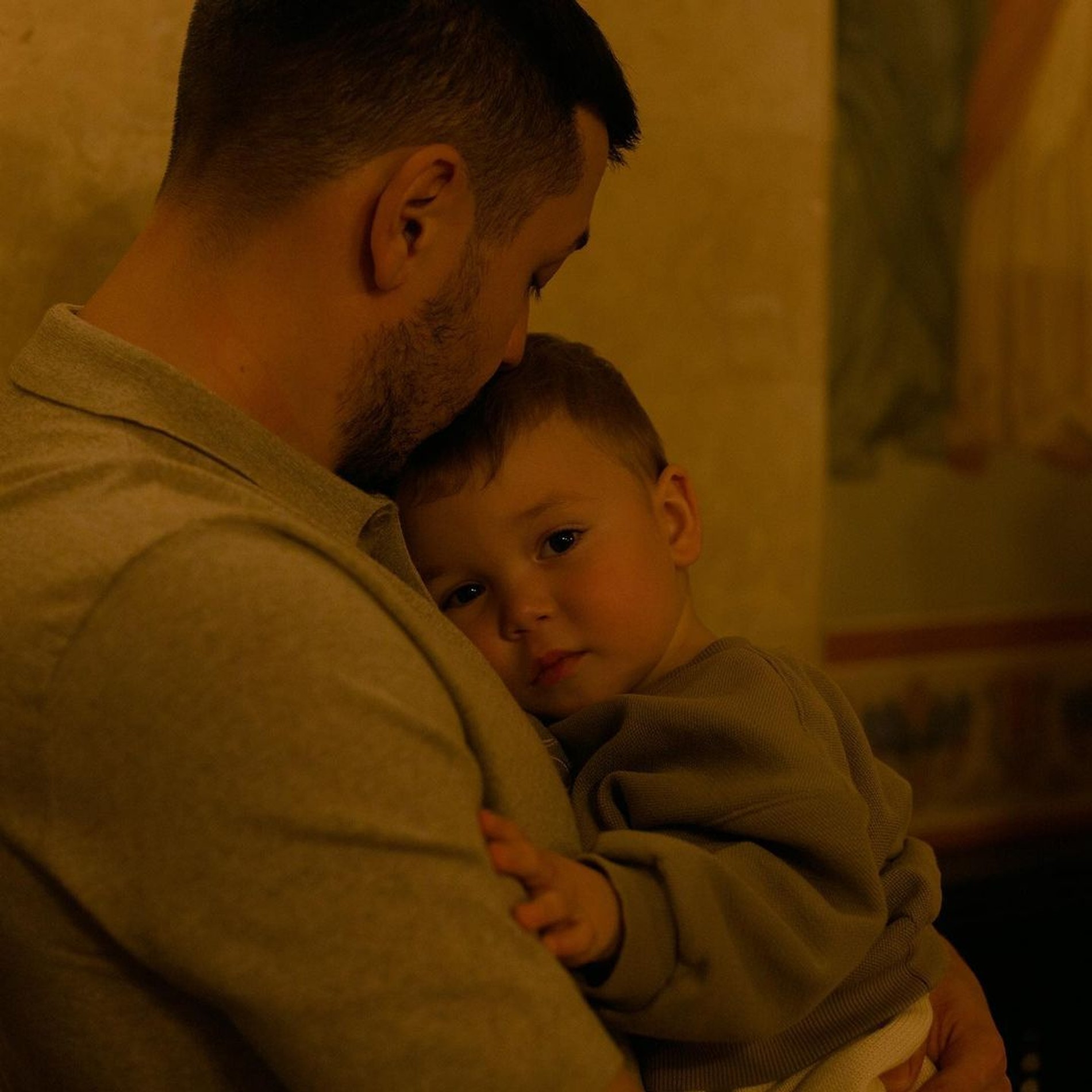 Супруг Ольги Серябкиной с сыном. Фото: Инстаграм* @seryabkina