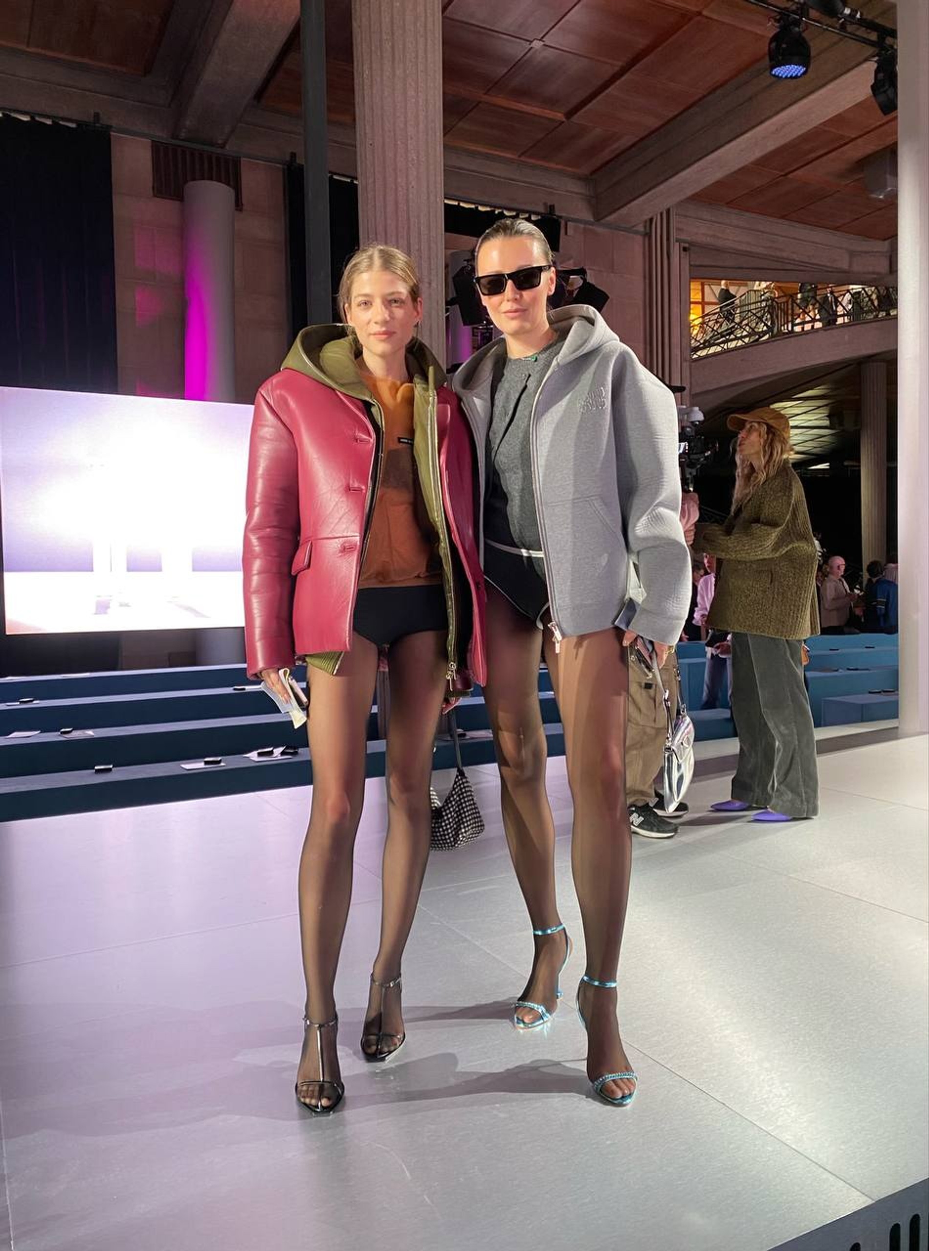 Саша Новикова и Наталья Османн. Фото: Telegram @mukhinss