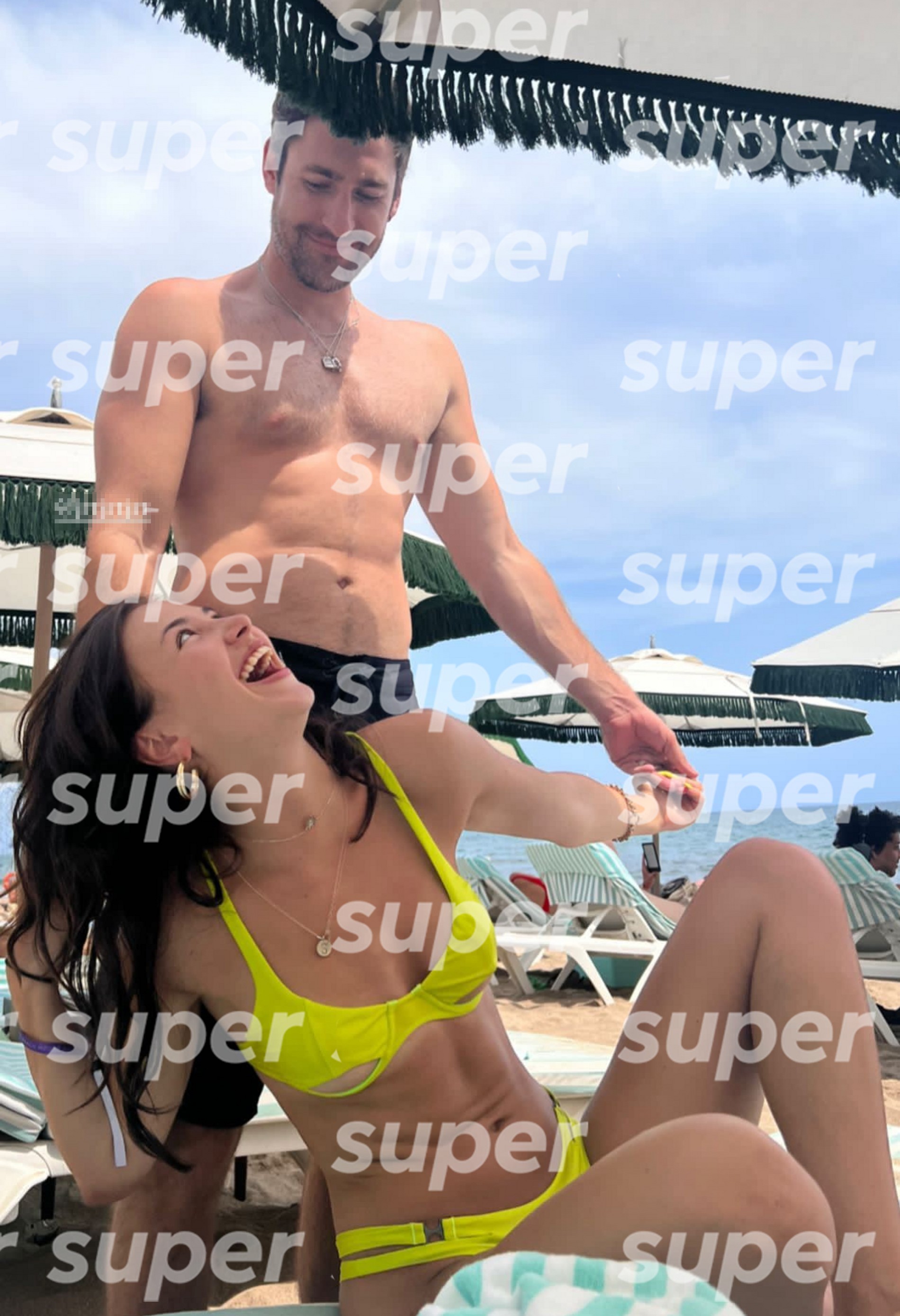 София и ее бойфренд Джеймс. Фото: Инстаграм (запрещен в РФ) Тарасовой