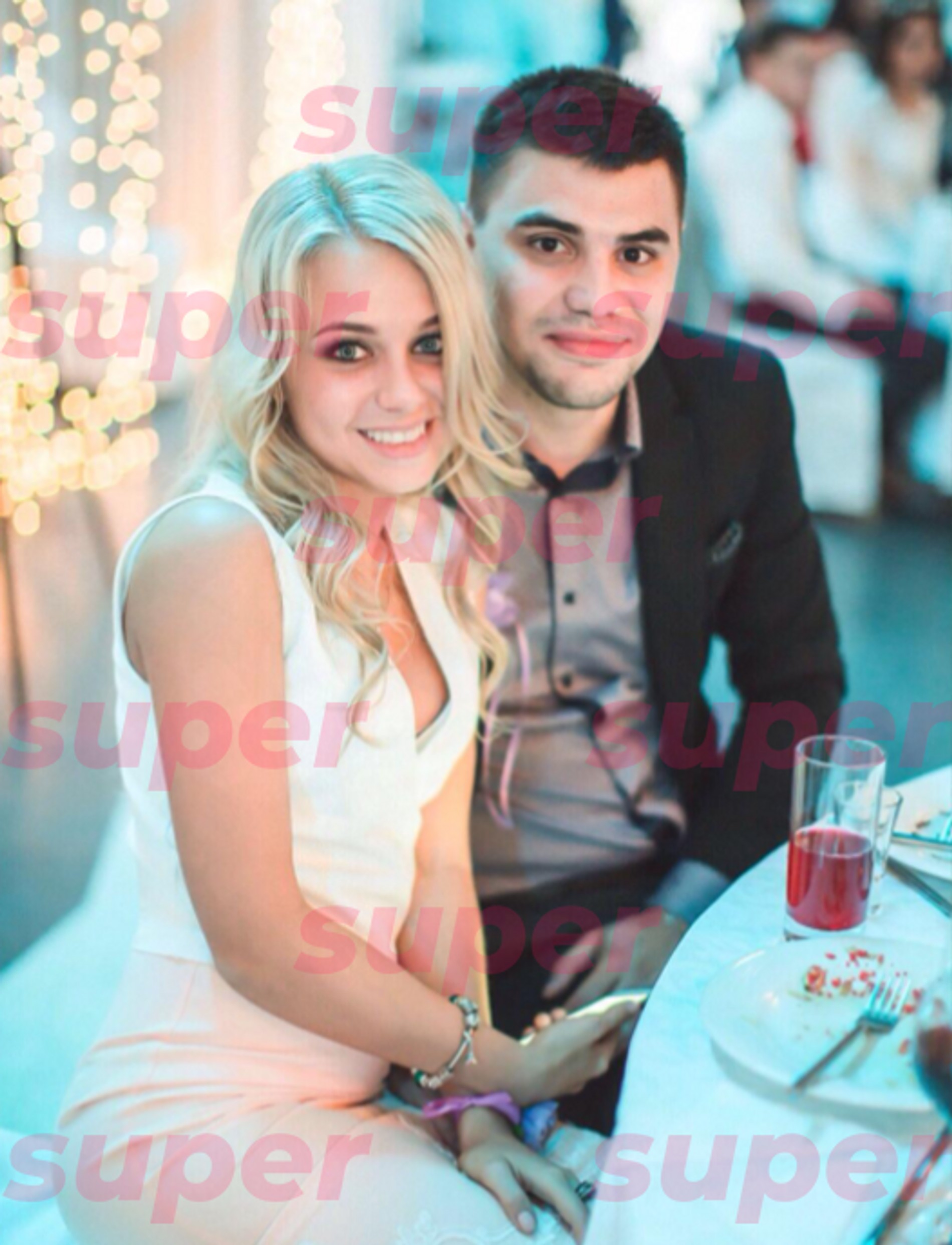 Руслан со своей возможно бывшей супругой Таисией.
Фото: социальные сети матери Гасанова