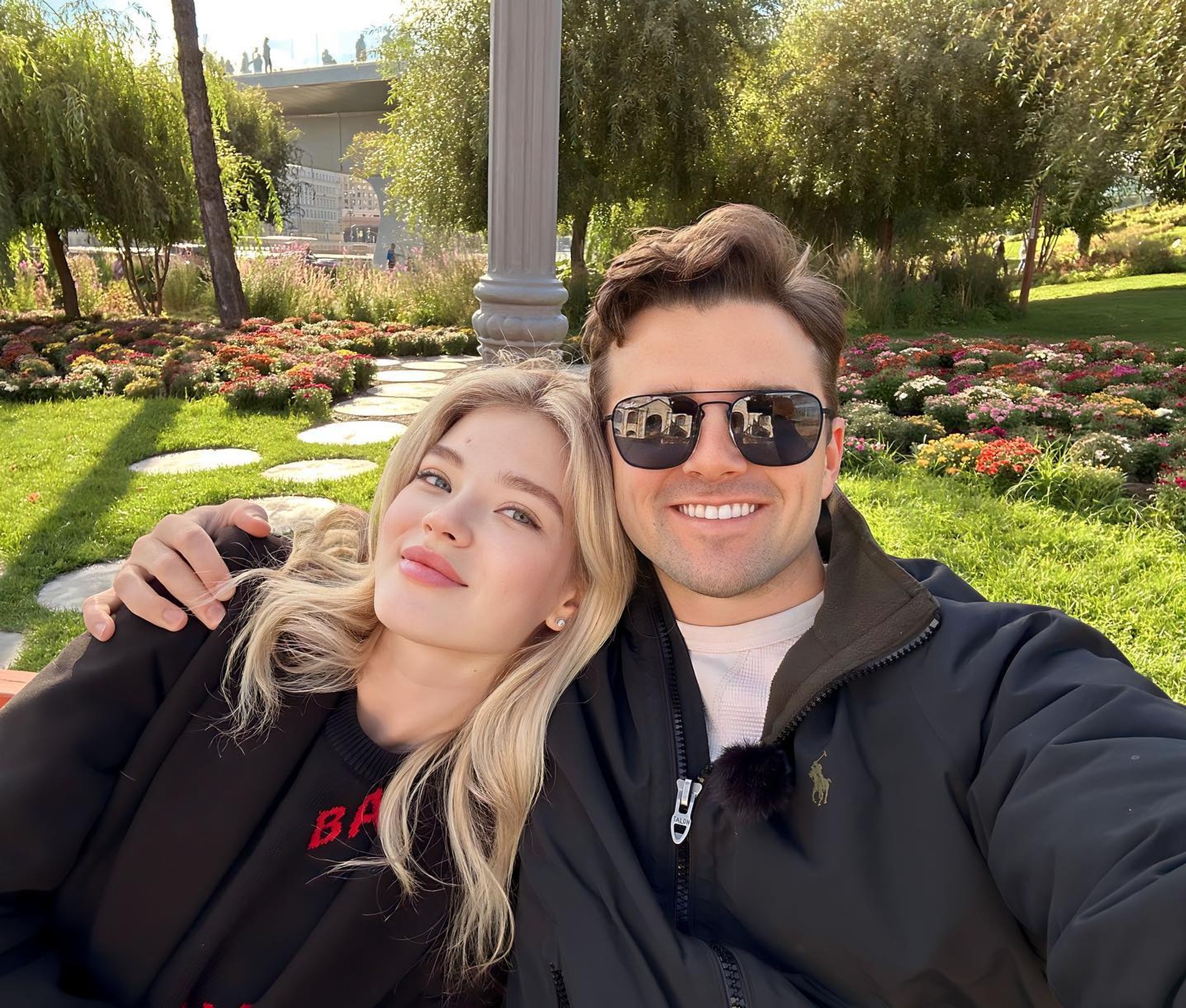 Анна Линникова и Джексон Хинкл. Фото: Инстаграм* @jacksonkinklle