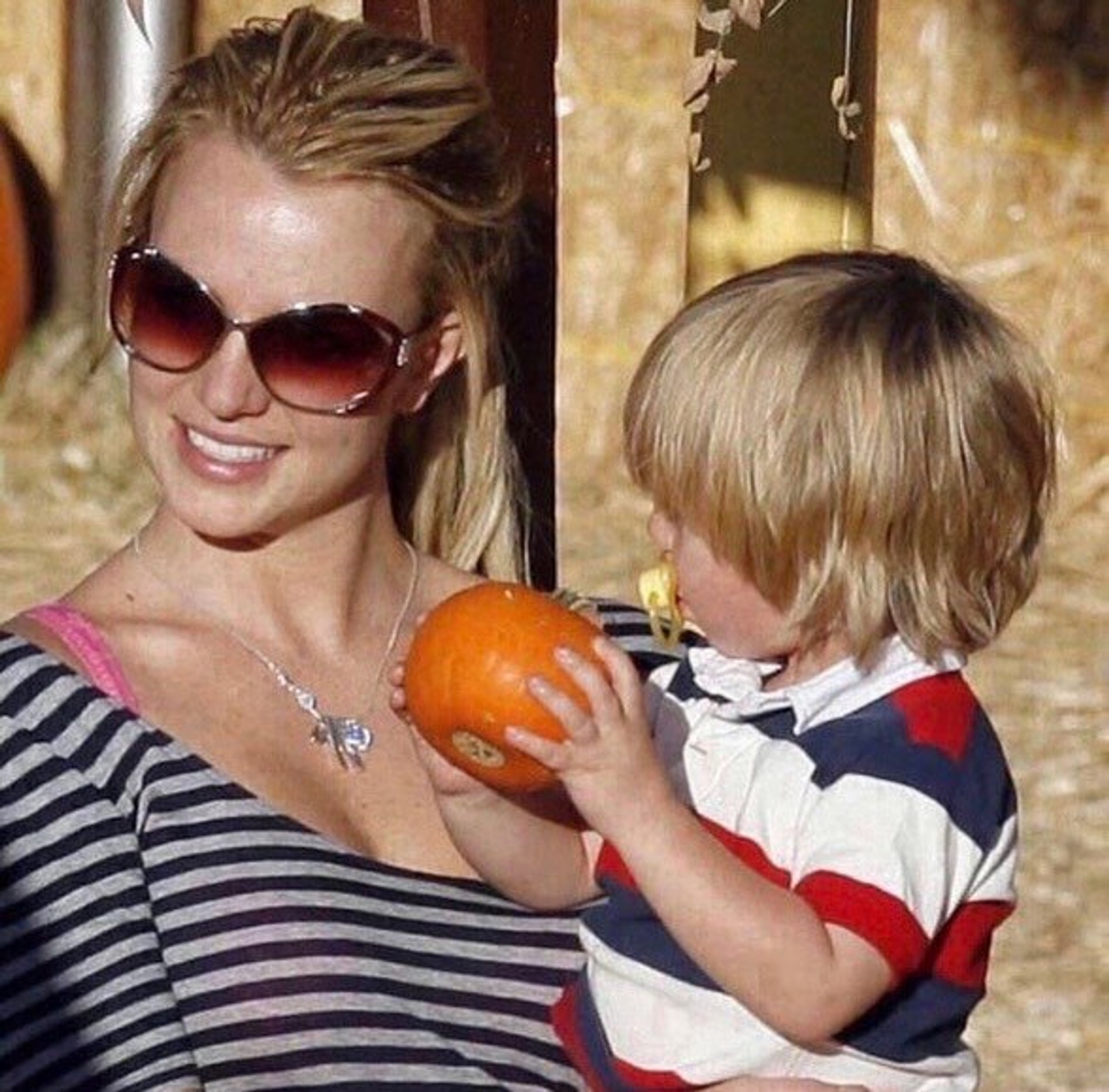 Бритни Спирс с сыном. Фото: Инстаграм* @britneyspears