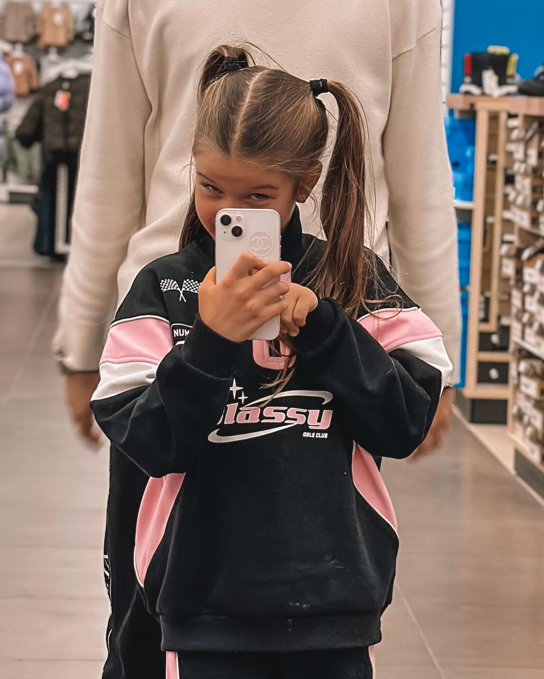 Дочь Ксении Бородиной и Курбана Омарова Теона. Фото: Инстаграм* @zimamoscow