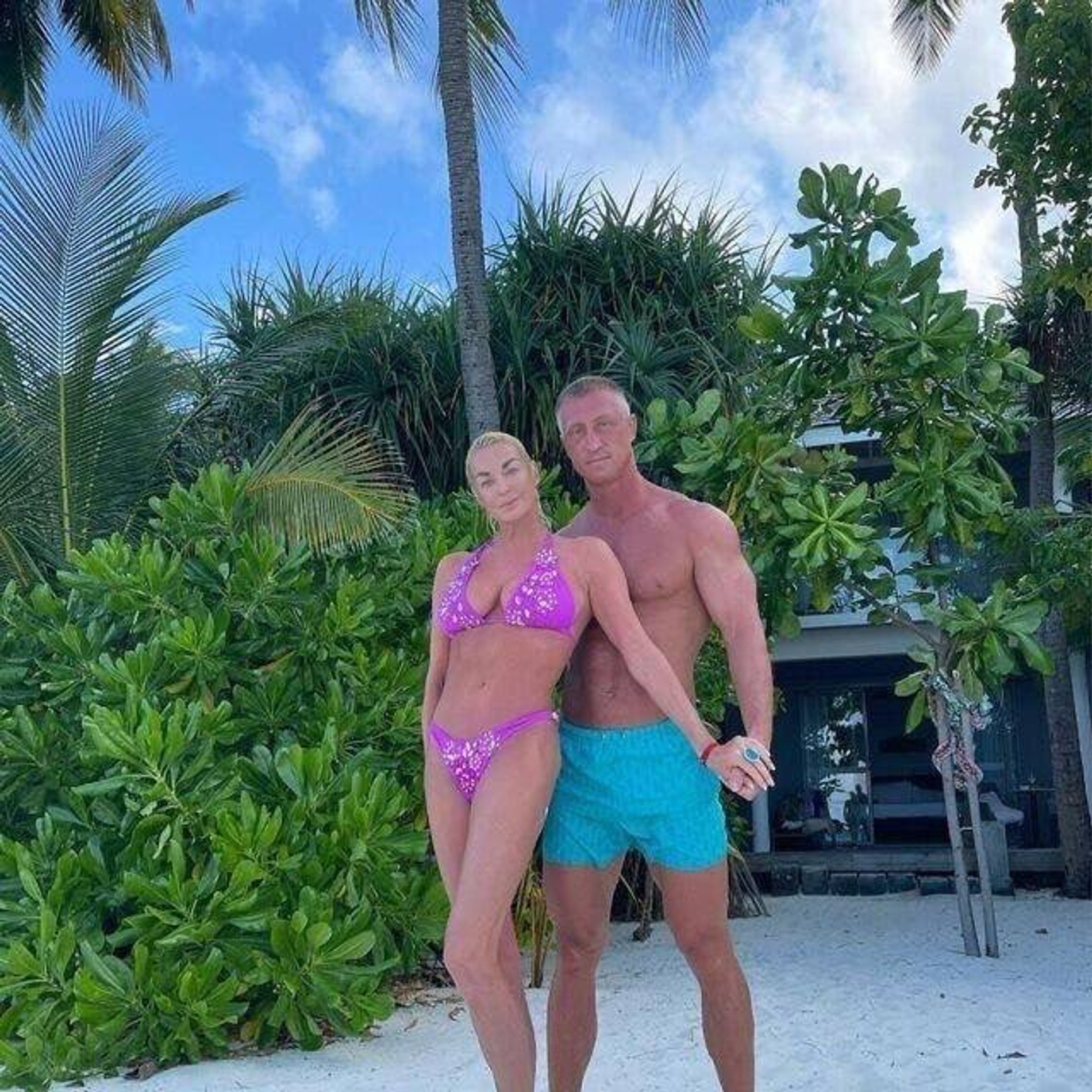 Анастасия Волочкова с бывшим возлюбленным Сергеем Кузнецовым. Фото: Инстаграм (запрещен в РФ) @volochkova_art