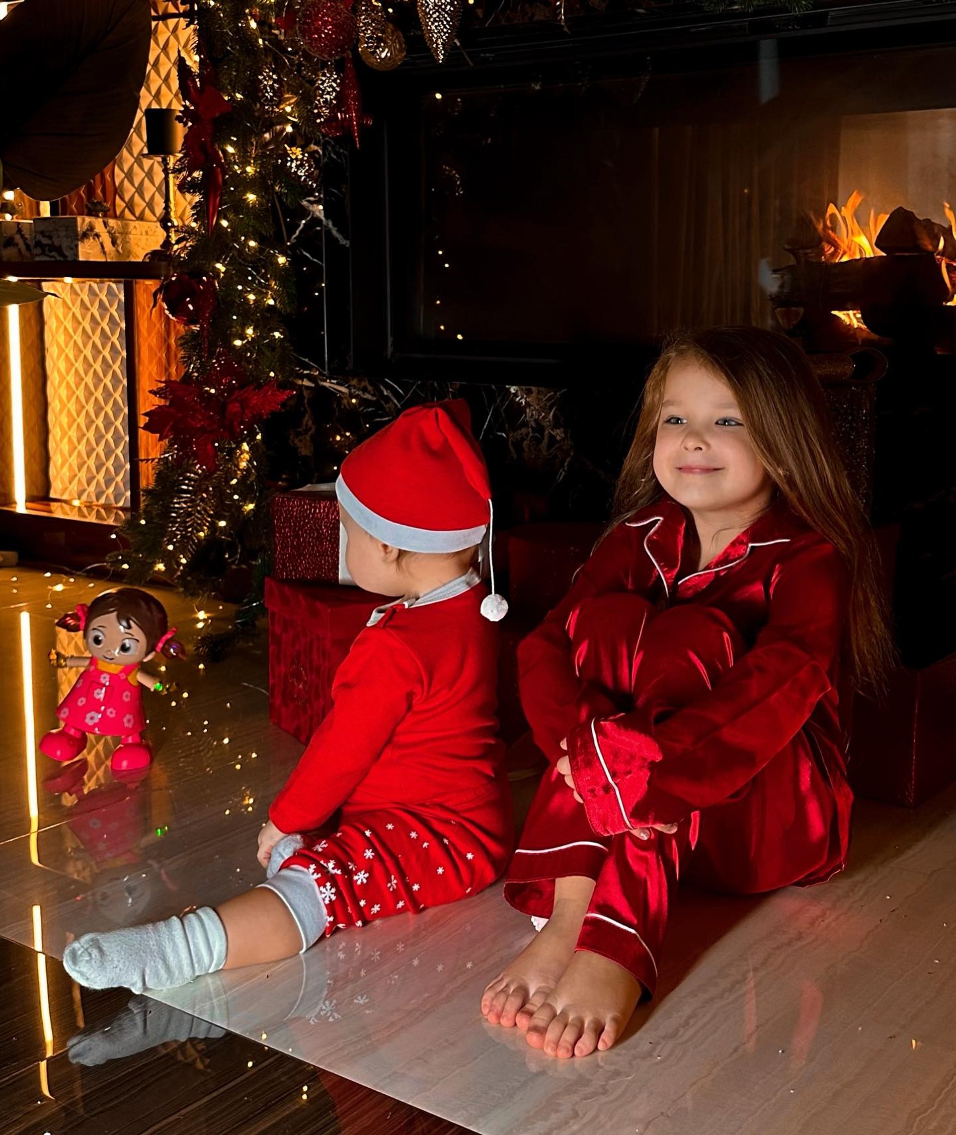 Камилла и Адриана. Фото: Инстаграм* @offi_hanna