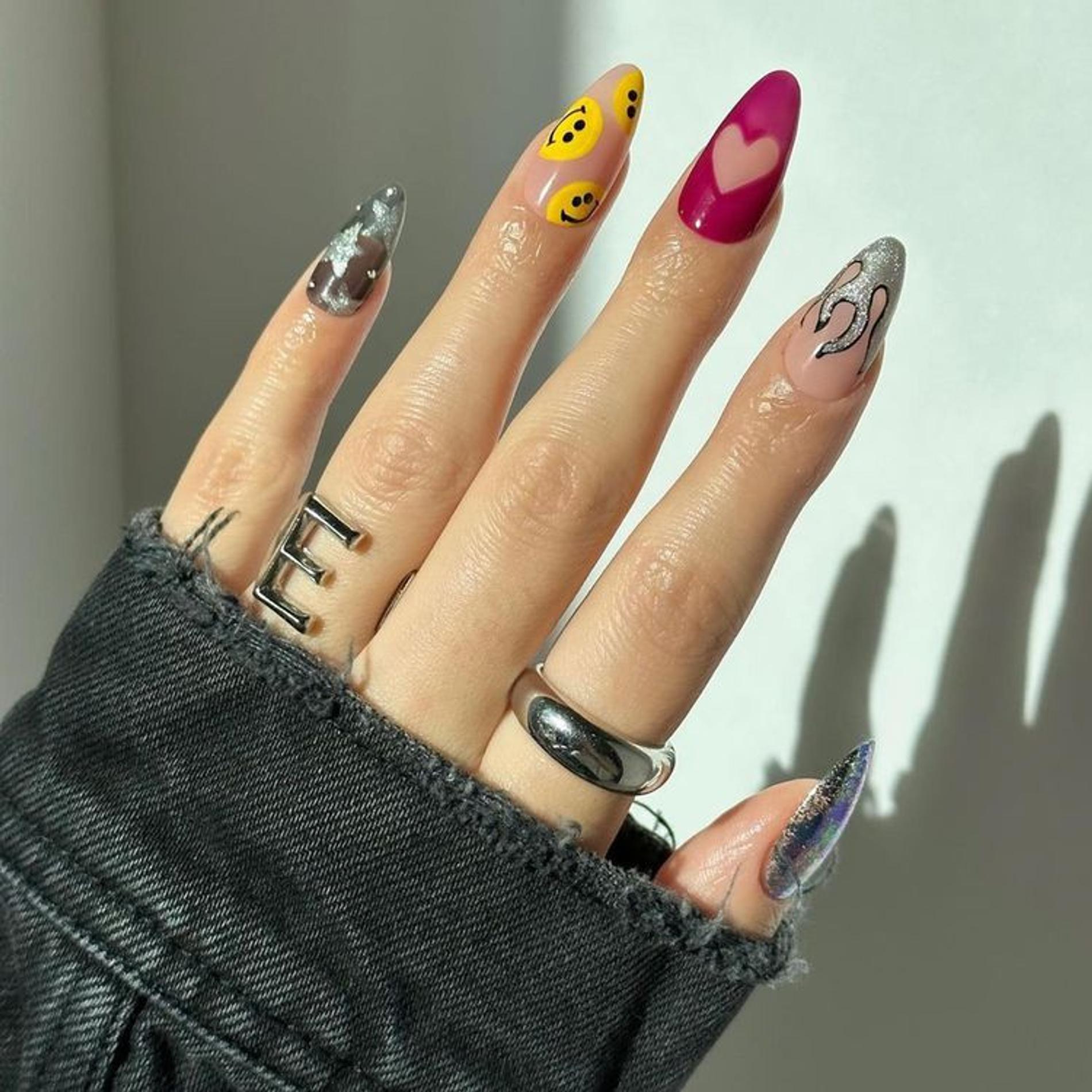 Фото: Инстаграм (запрещен в РФ) @DISNEYNAILS