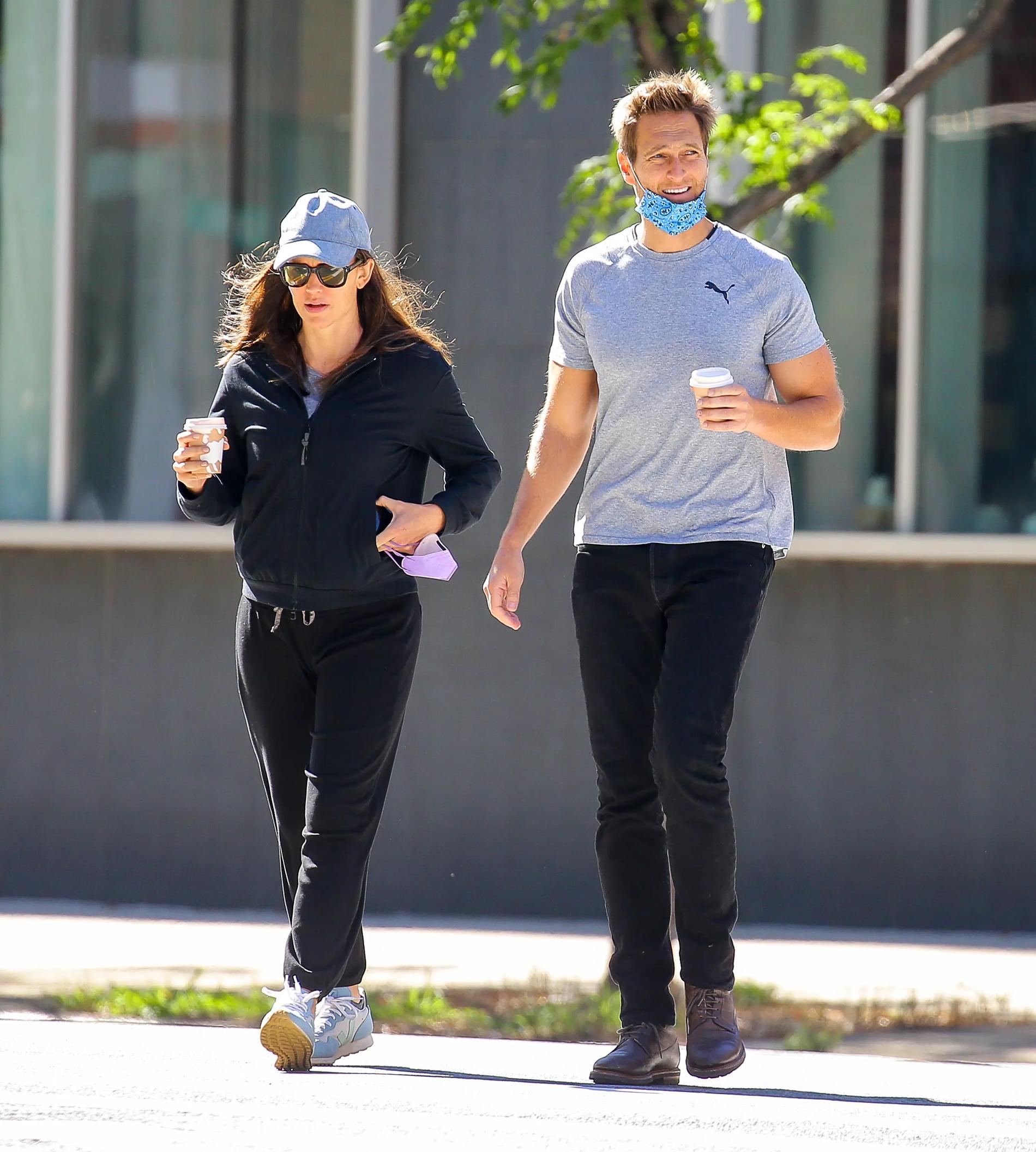 Дженнифер Гарнер и Джон Миллер. Фото: Felipe Ramales / SplashNews.com