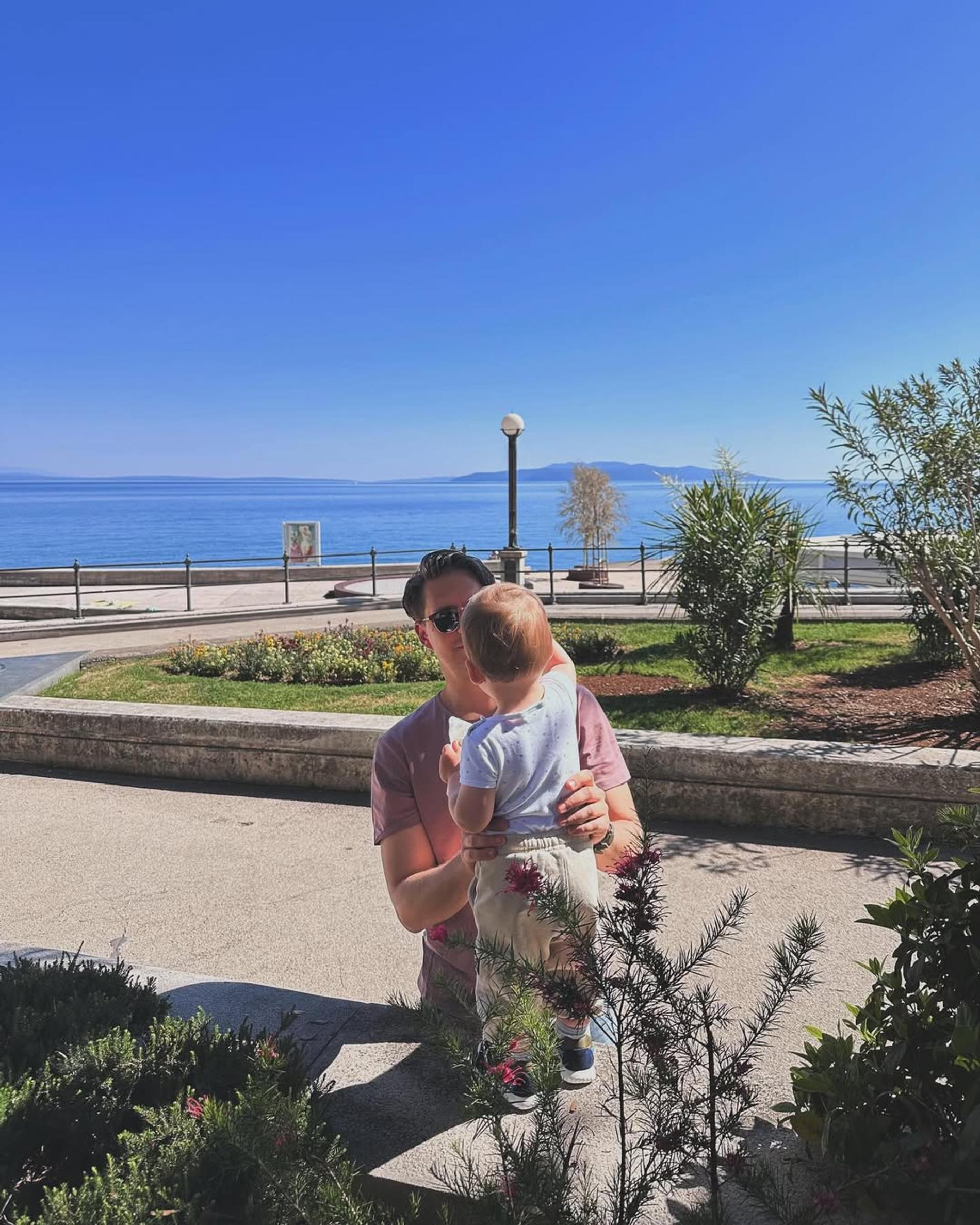 Милош Бикович с сыном. Фото: Инстаграм (запрещён в РФ) @bikovic