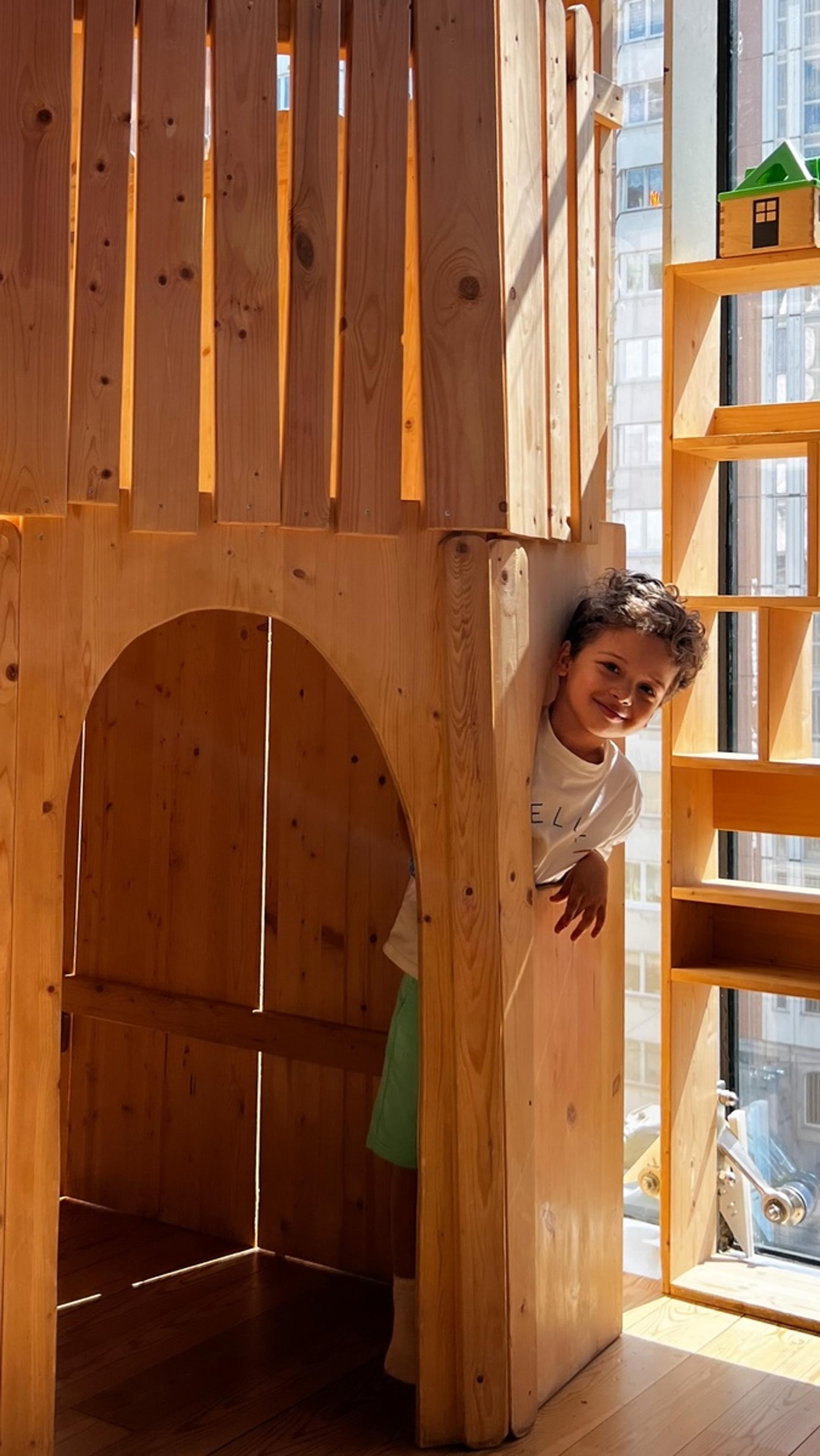 Сын Равшаны Курковой Гаспар. Фото: Инстаграм* @rav_shana