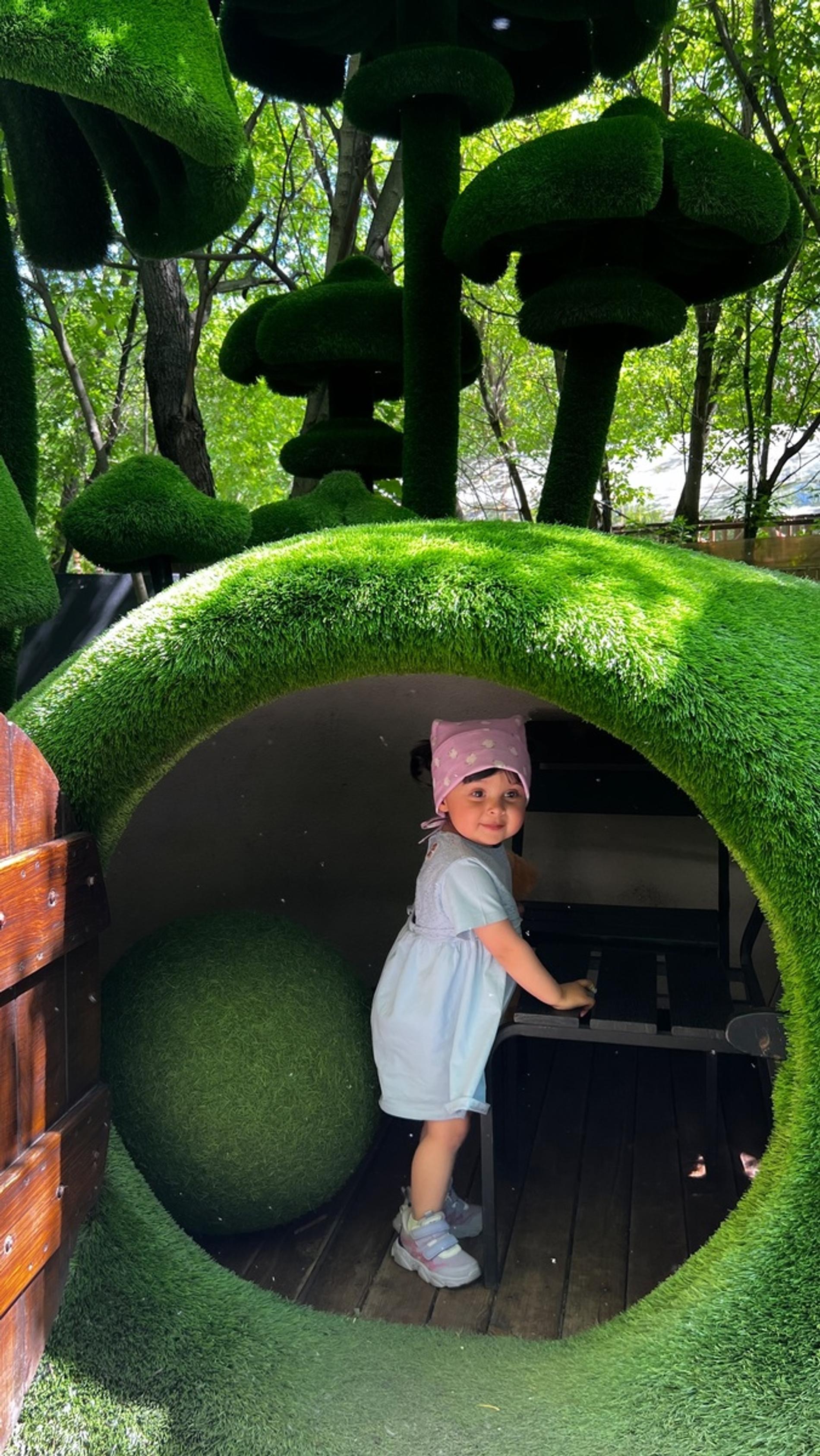 Дочь Равшаны Курковой Самира. Фото: Инстаграм* @rav_shana