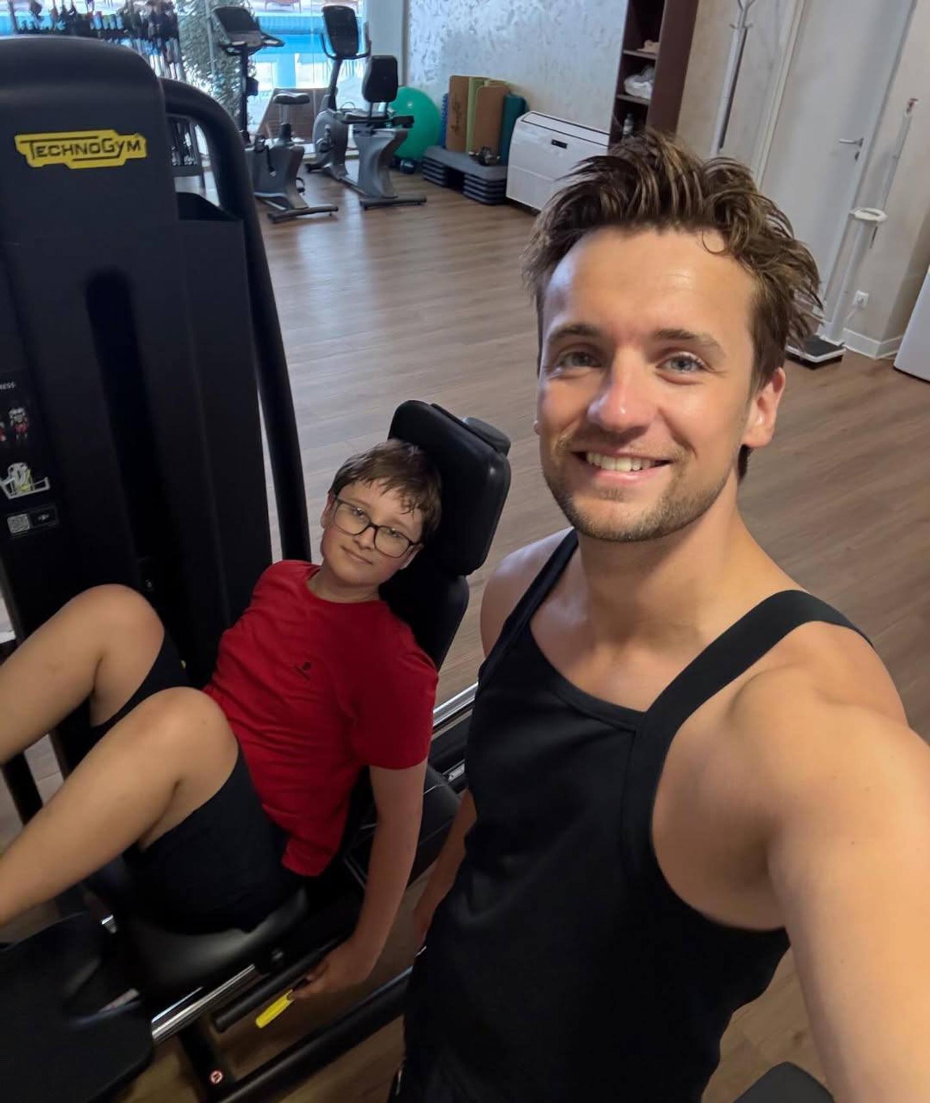 Дмитрий Колдун с сыном. Фото: Инстаграм (запрещён в РФ) @koldunmedia