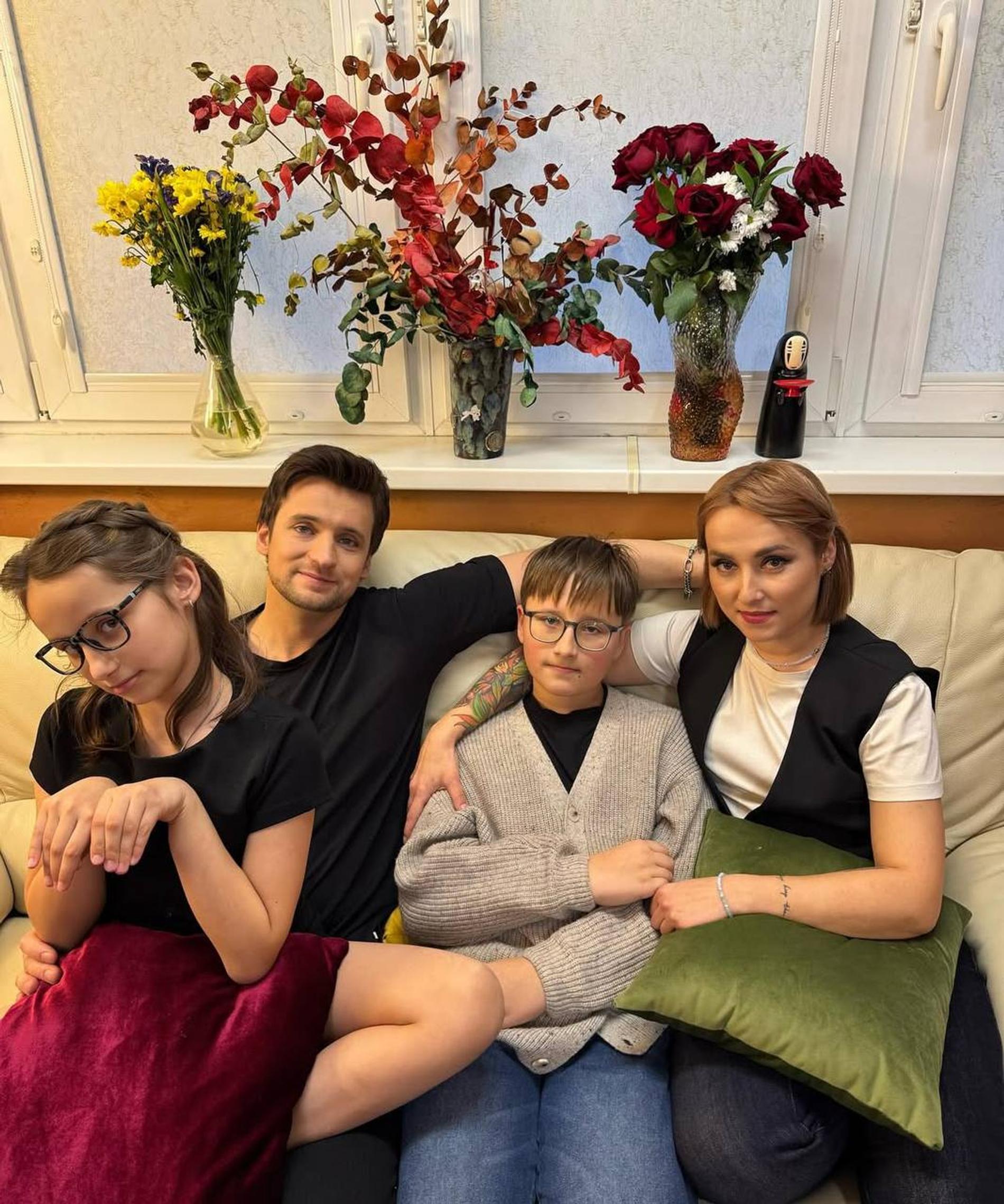 Дмитрий Колдун с семьёй. Фото: Инстаграм (запрещён в РФ) @koldunmedia