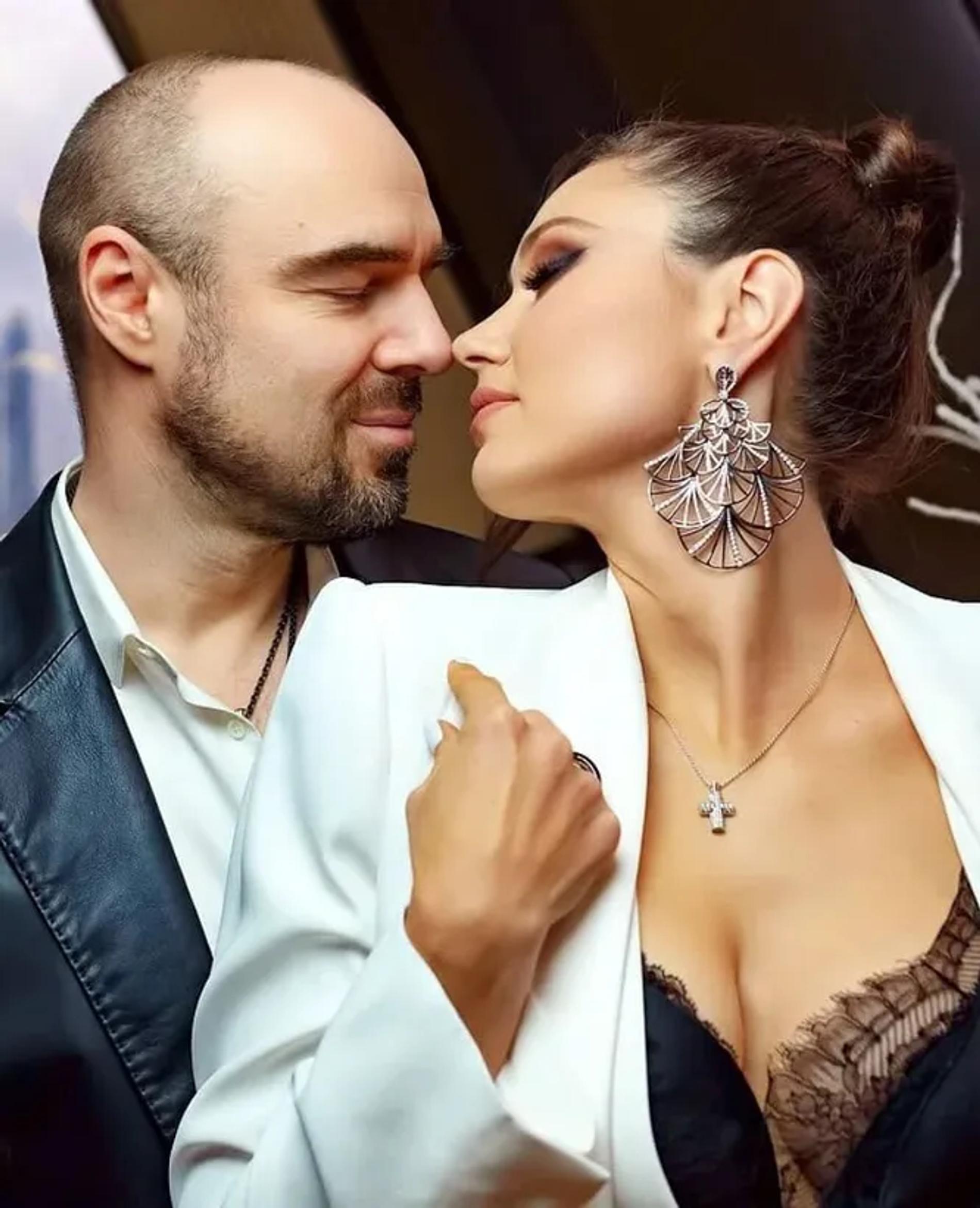 Елена и Роман Товстик. Фото: соцсети