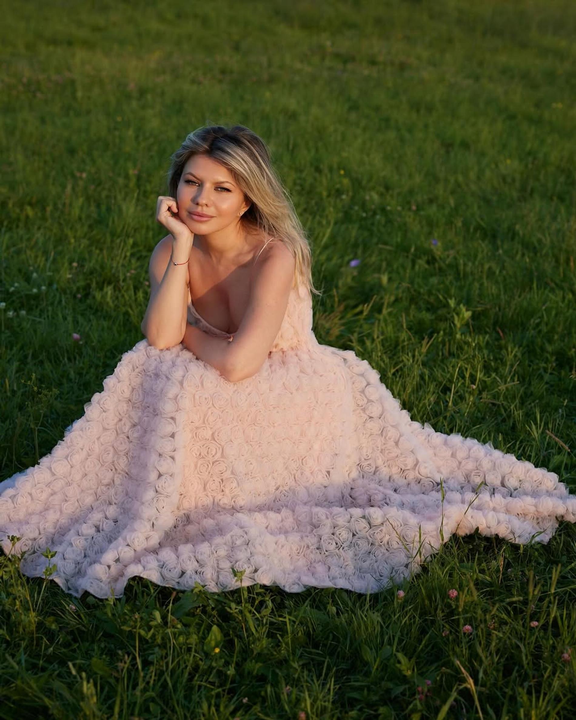 Надежда Стрелец. Фото: Instagram (Запрещён в РФ) @nadin_ctrelets