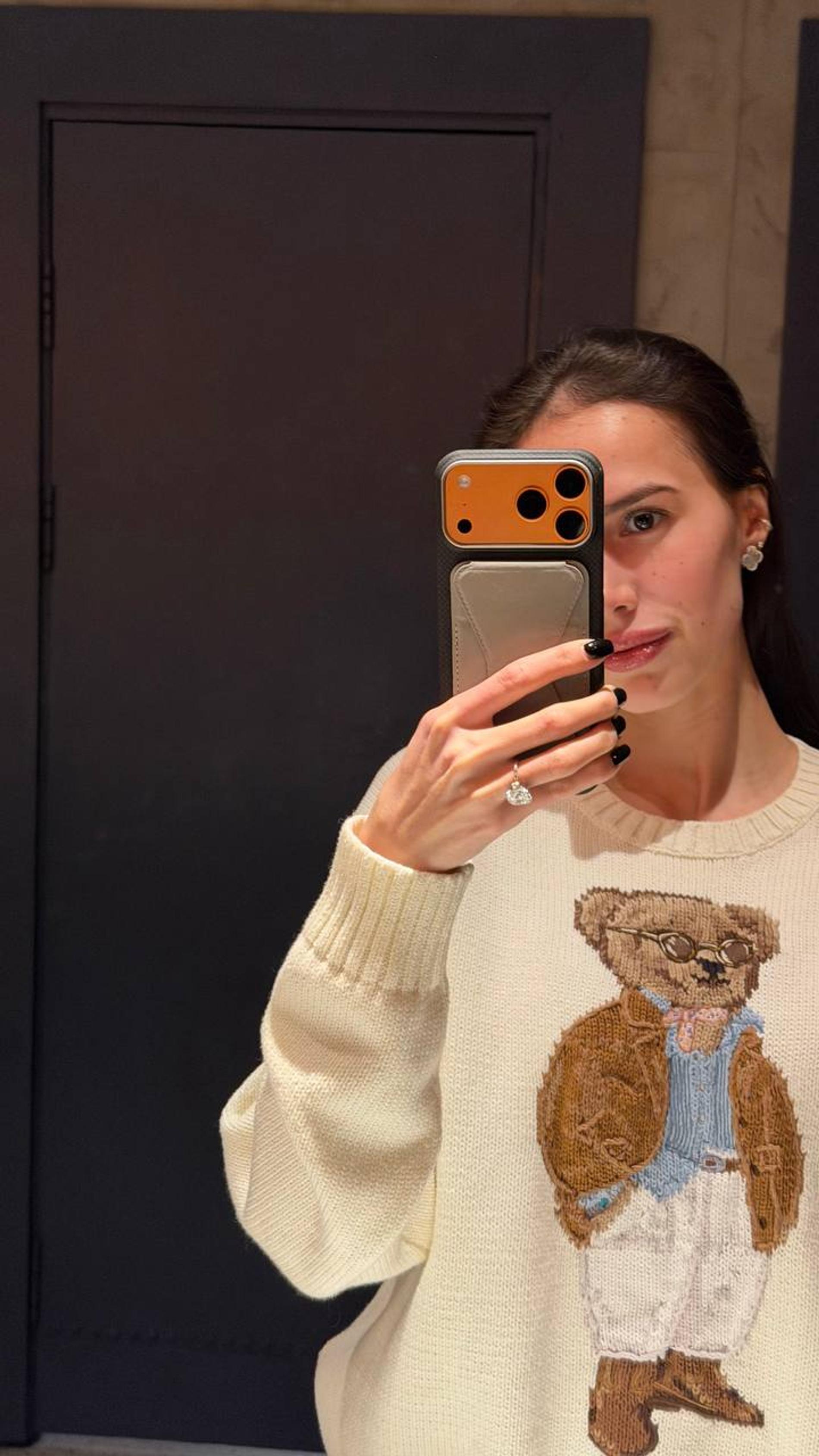 Алина Загитова. Фото: Telegram @azagitova_official